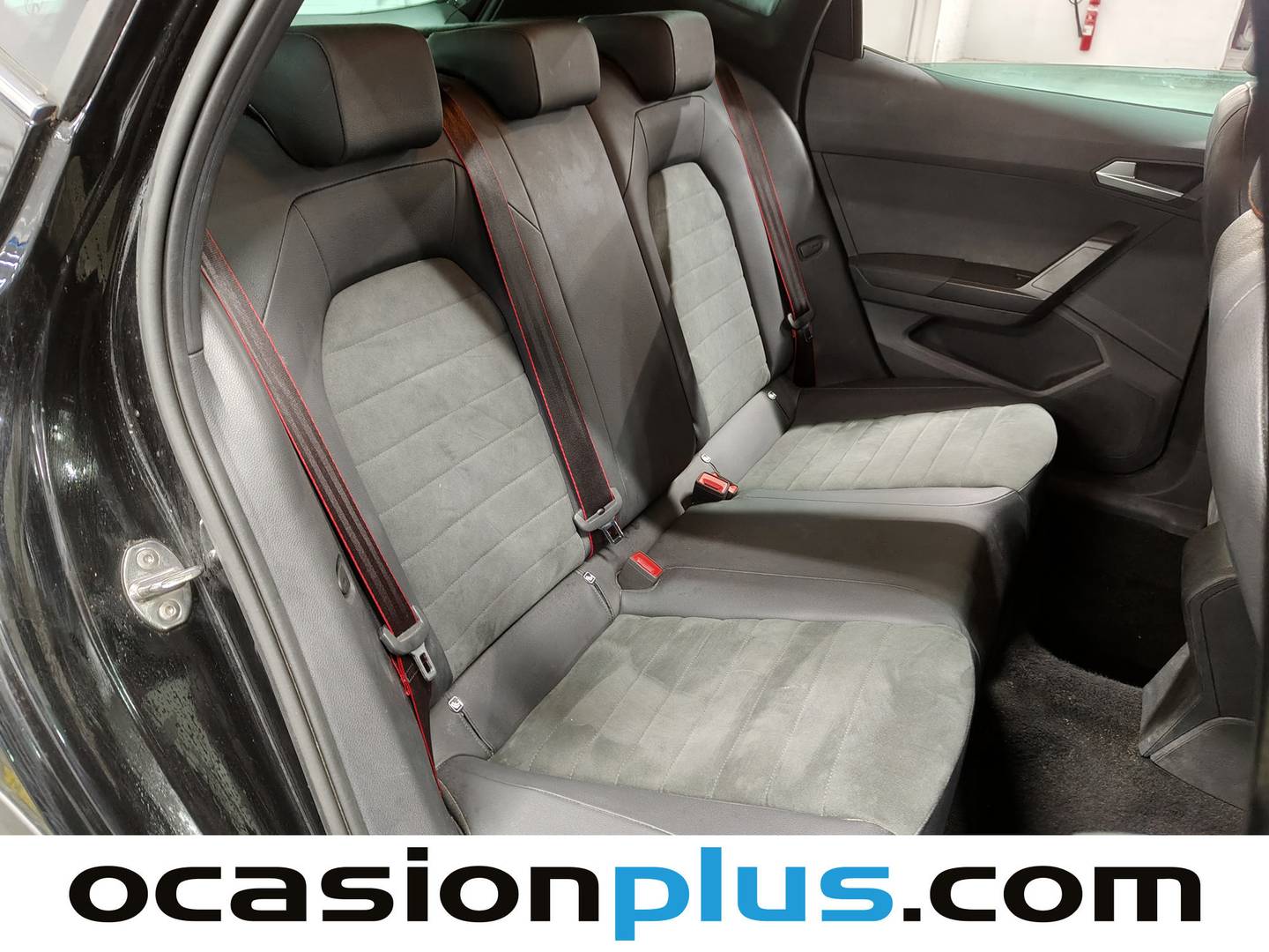 Foto Seat Arona SEAT Arona 1.5 TSI FR XL DSG (150 CV)