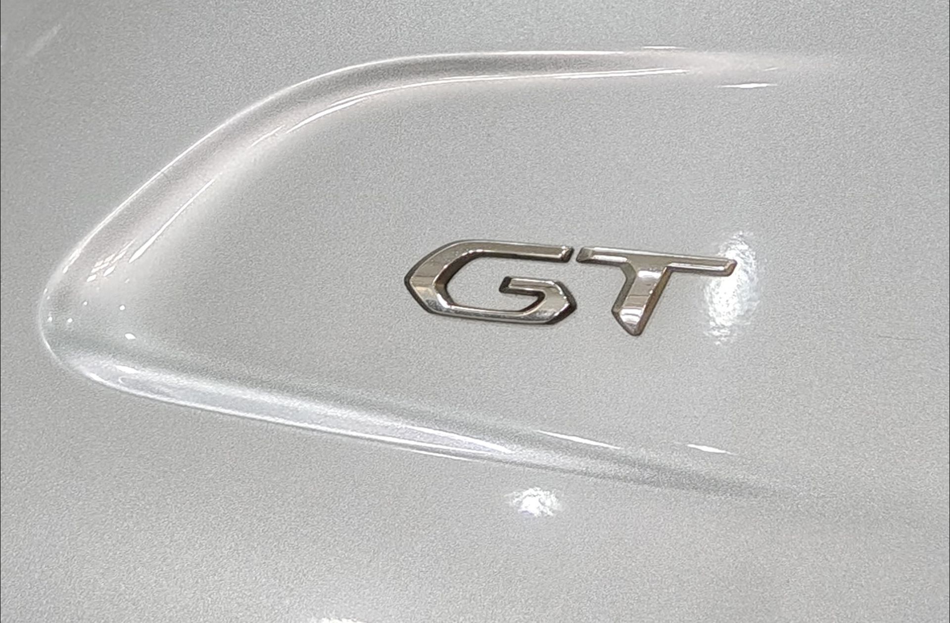 Peugeot 208 PureTech 100 GT - foto 5