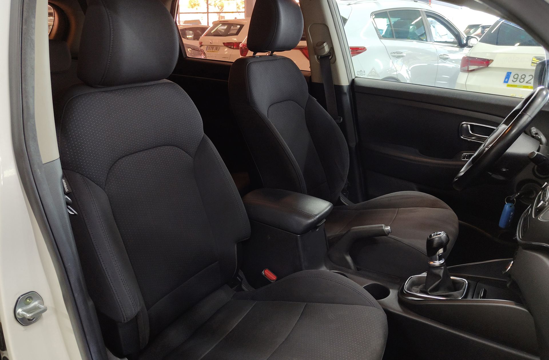 Kia Carens 1.6 GDi Concept - foto 13