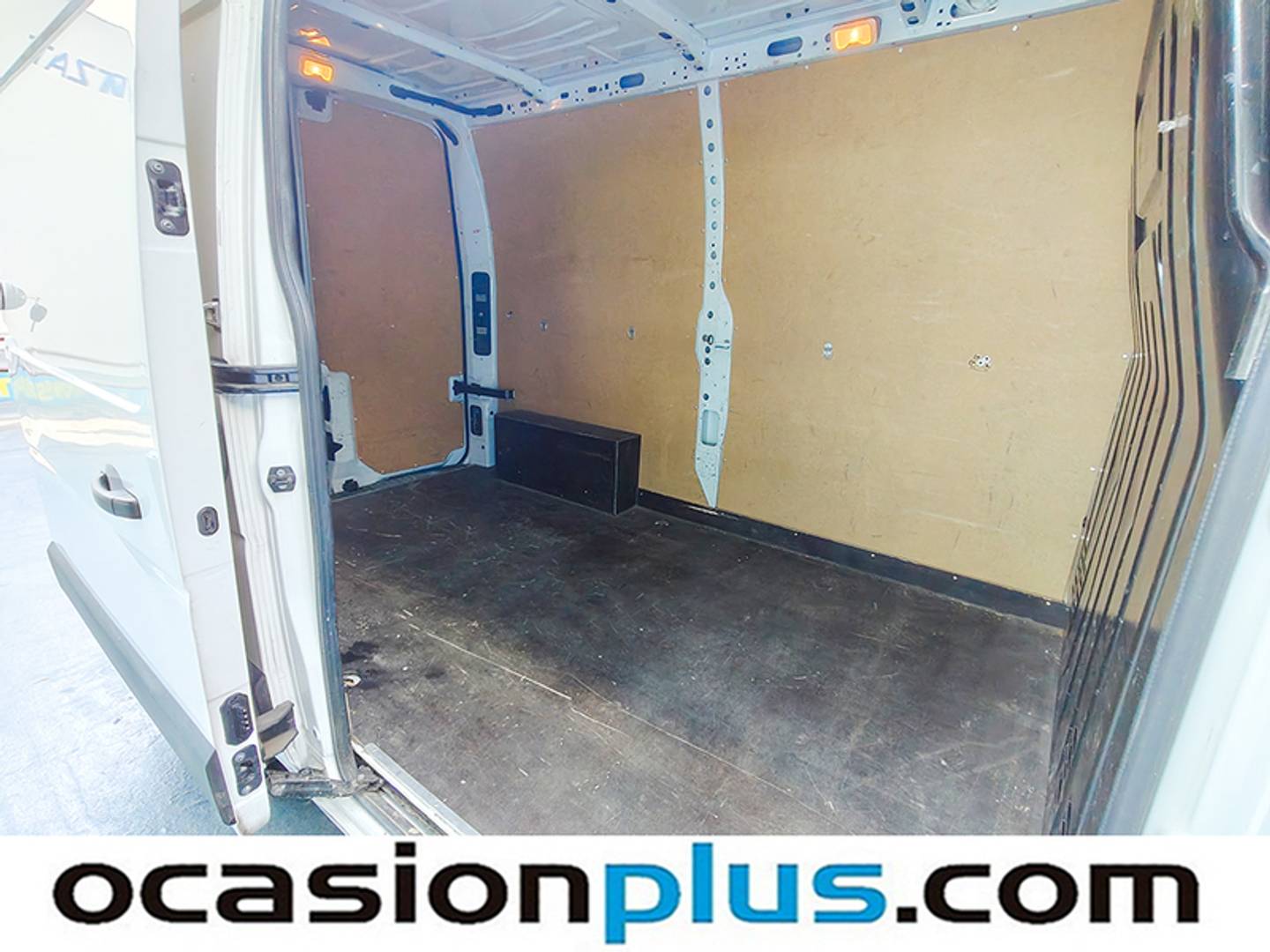 Nissan Interstar Nissan Interstar 2.3 dCi L2H2 3,5T FWD GO (135 CV) 135cv