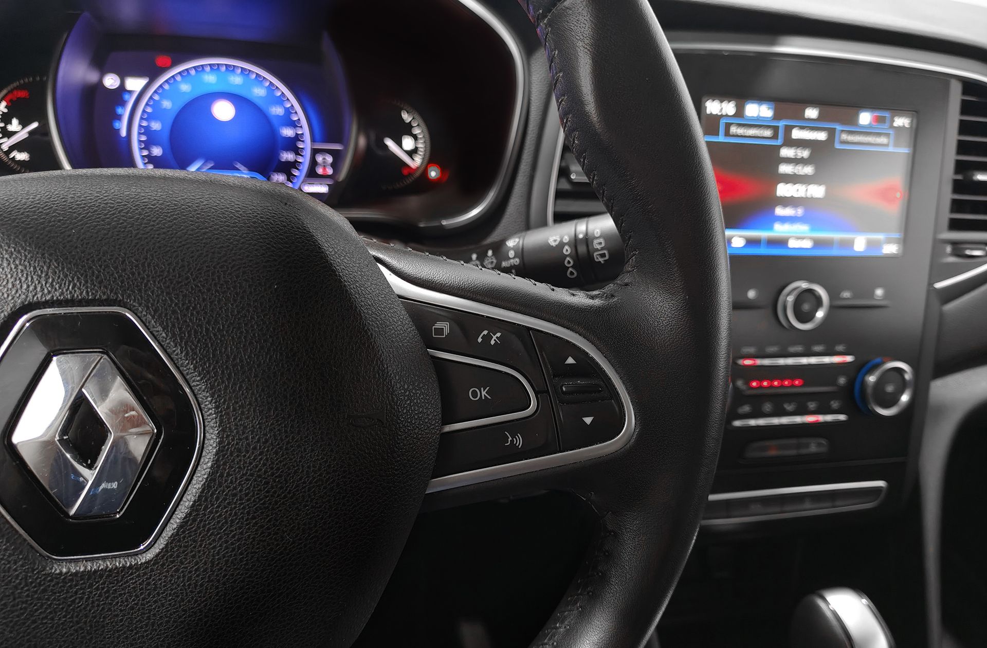 Renault Mégane Zen Energy TCe EDC - foto 26