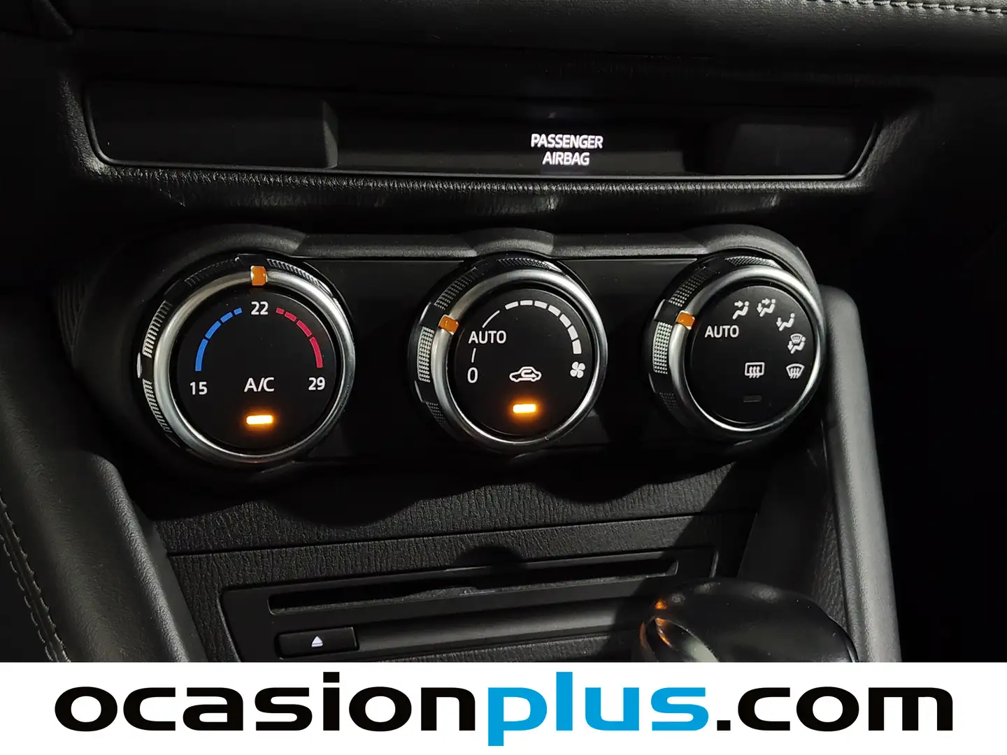 Foto Mazda CX-3 Mazda CX-3 2.0 G Zenith 2WD AT (121 CV)