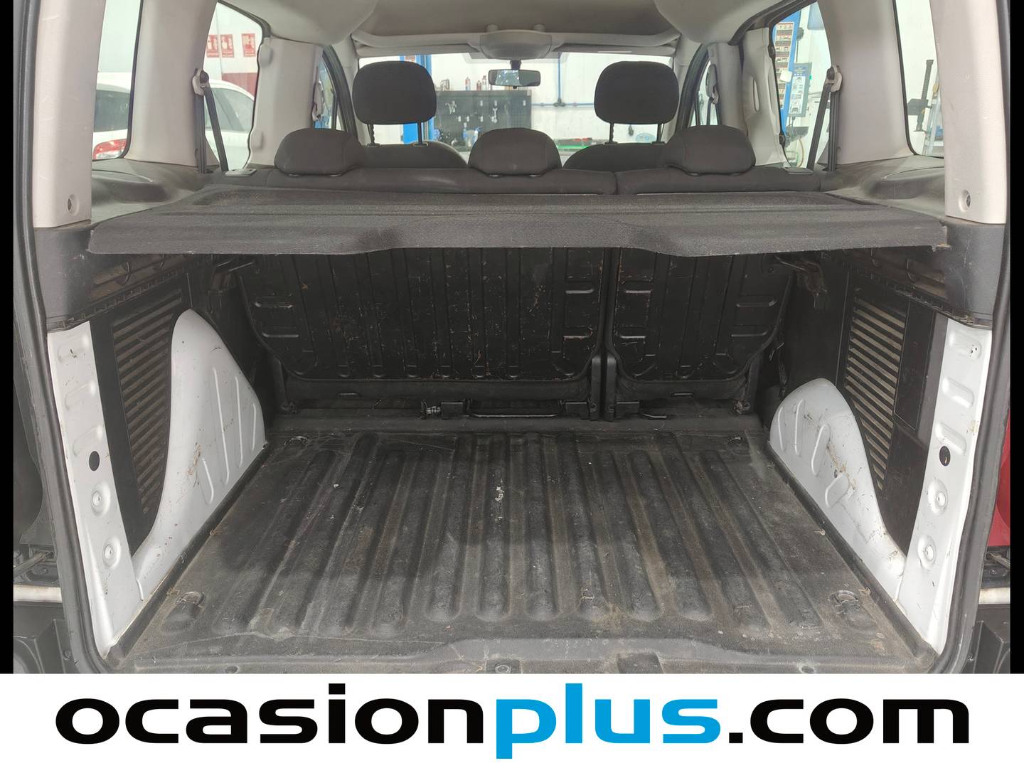 Foto asientos traseros Peugeot Partner Peugeot Partner Tepee Tepee Access BlueHDi (75 CV)