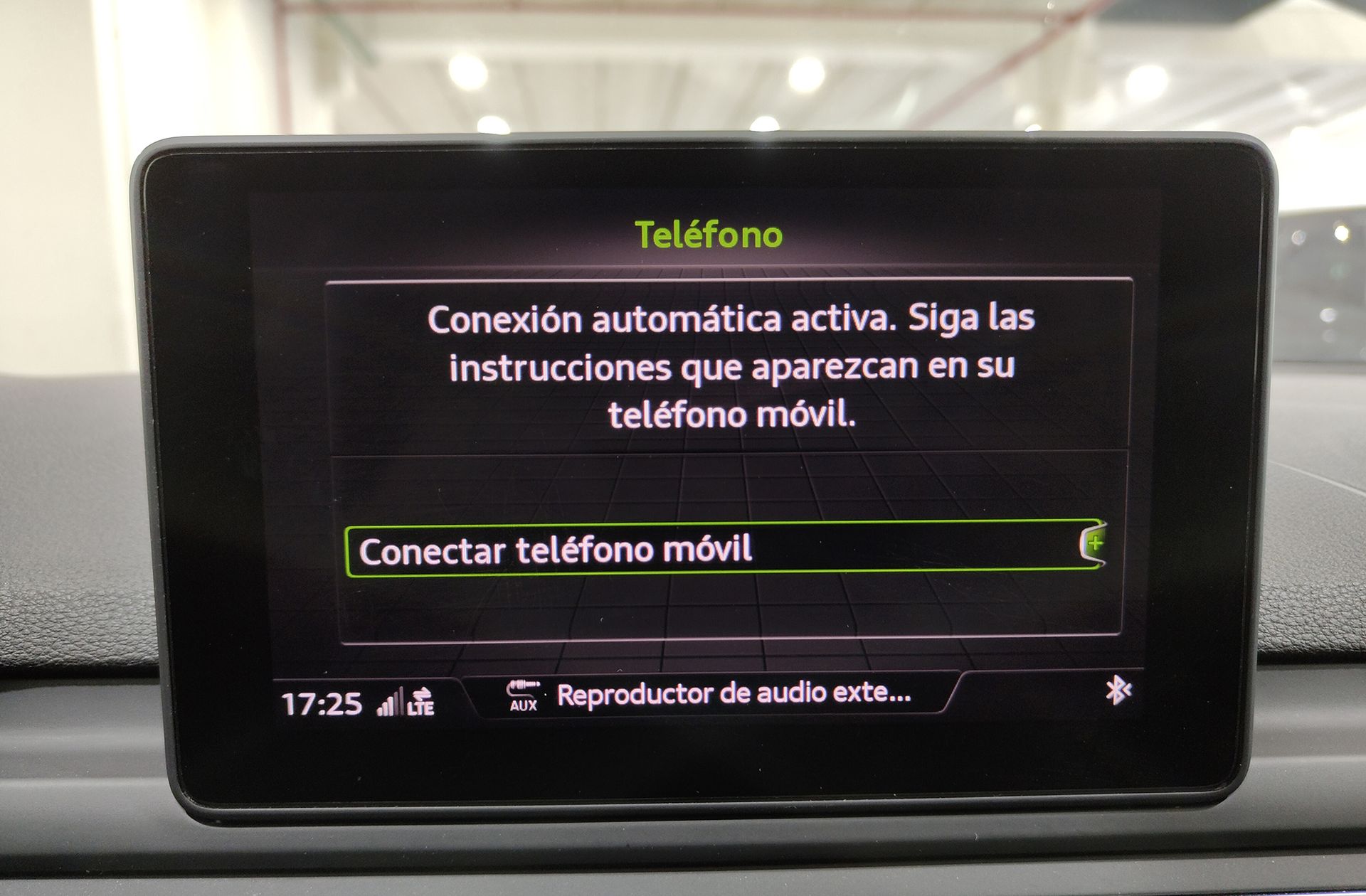 Audi A4 2.0 TDI - foto 31