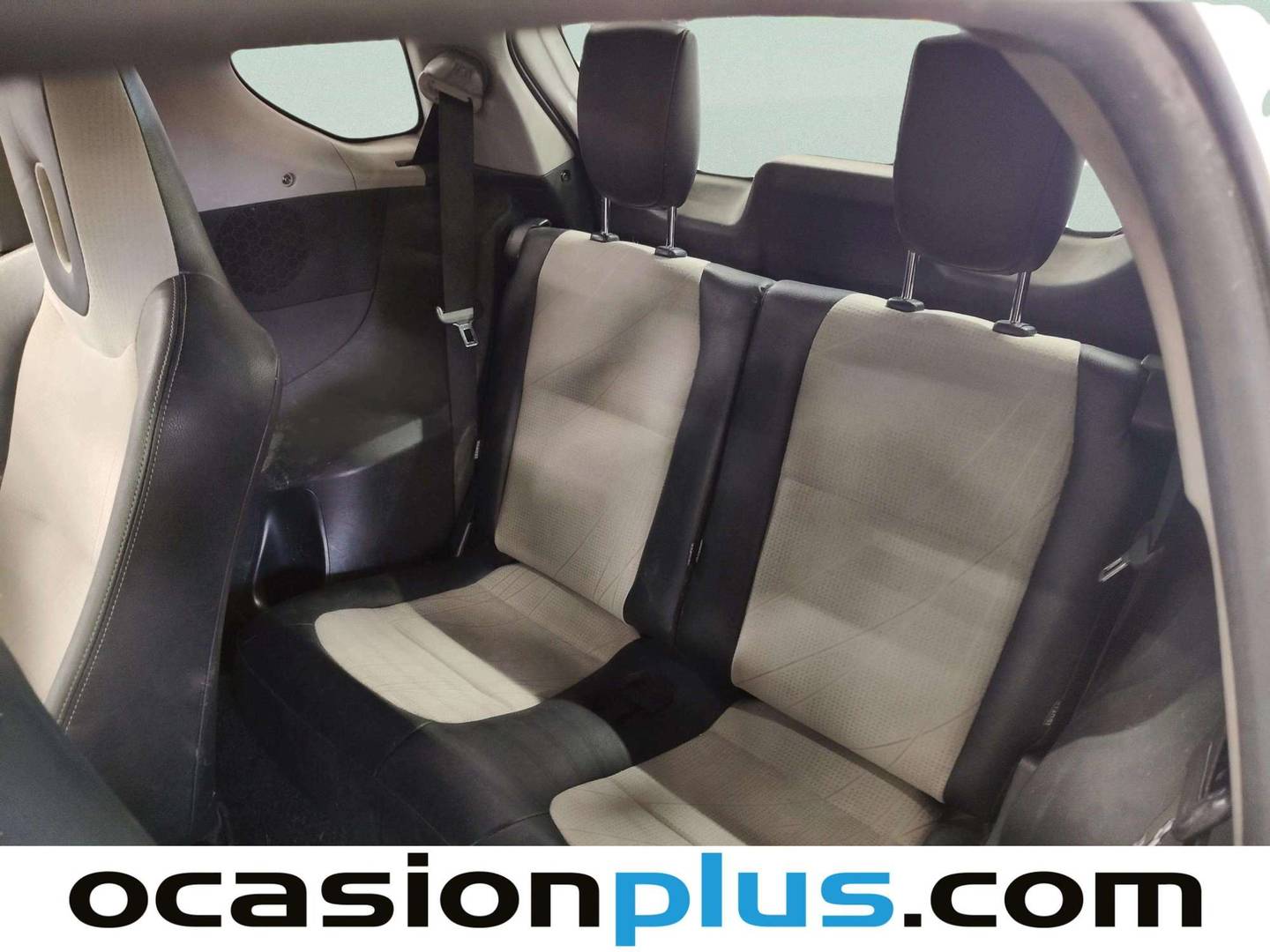 Foto asientos traseros Toyota iQ Toyota IQ 1.33 VVT-i MultiDrive S (98 CV)