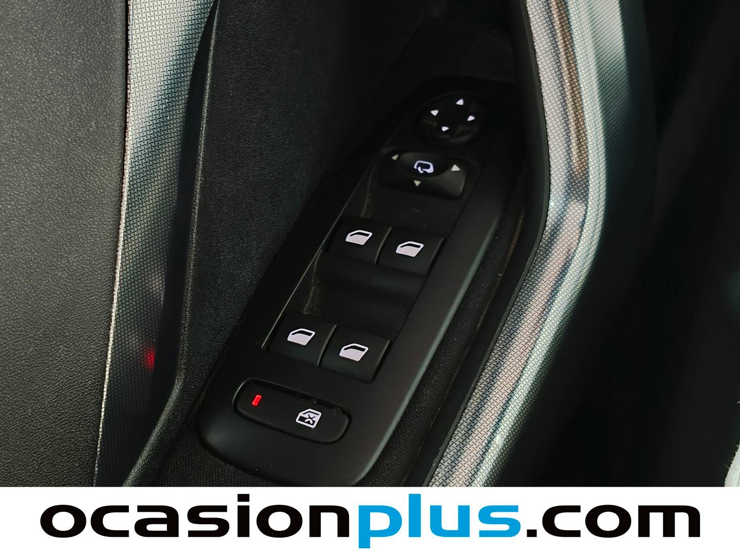 Peugeot 2008 Peugeot 2008 PureTech 110 S&S Allure EAT6 (110 CV) automático