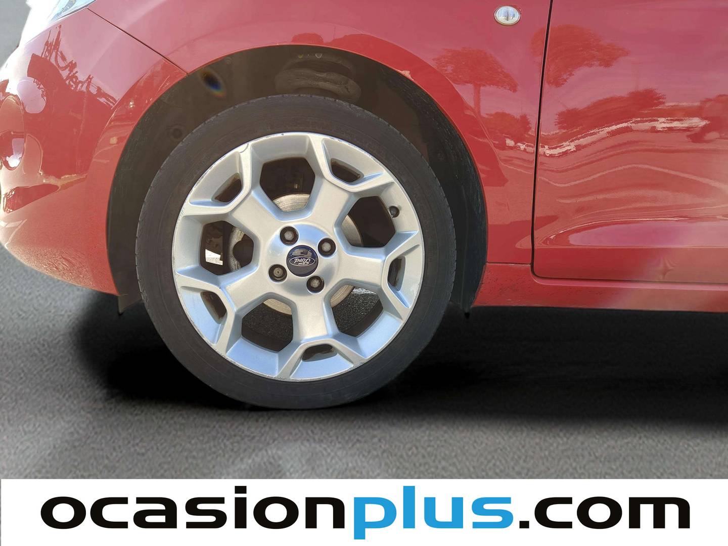 Extras y acabados del Ford Ka Ford Ka 1.2 Duratec S&S Titanium+ (69 CV)