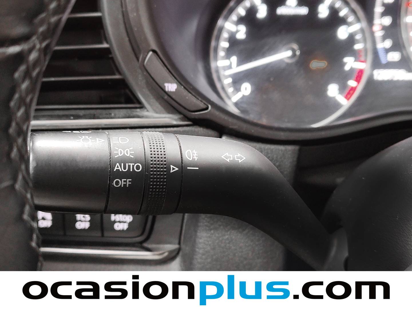 Foto Mazda CX-30 Mazda CX-30 2.0 Skyactiv-X Zenith AT (186 CV)