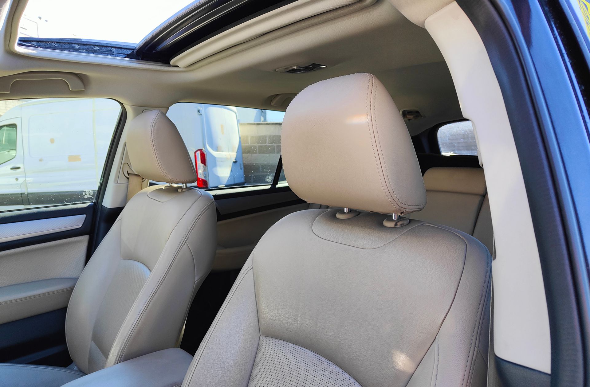 Subaru Outback 2.0 TD Executive Plus CVT Lineartron AWD - foto 14