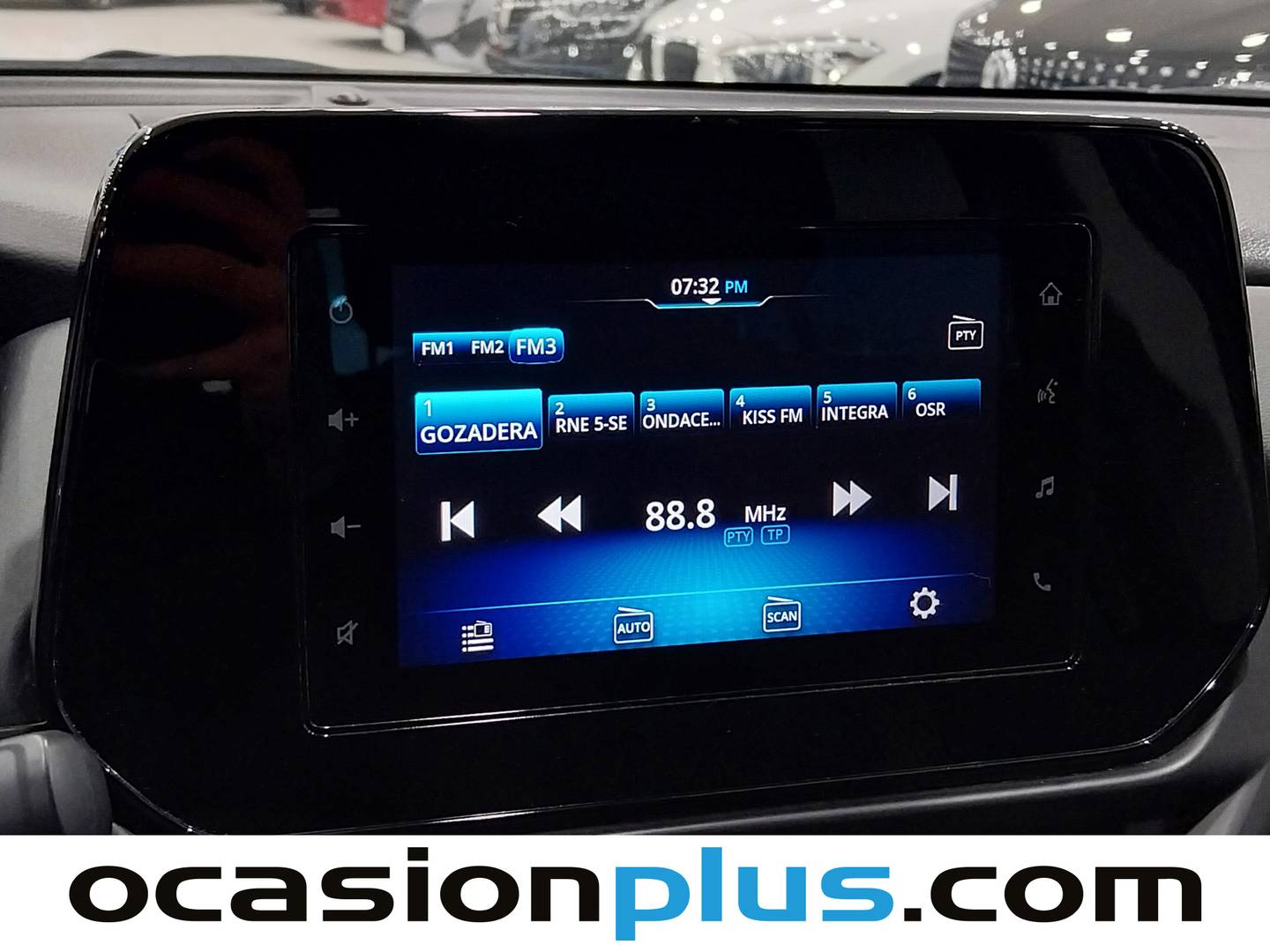 Foto Suzuki S-Cross Suzuki S-Cross 1.4T Mild Hybrid S2 4WD (129 CV)