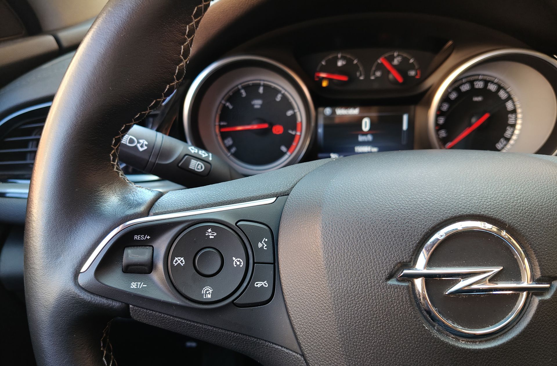 Opel Insignia GS 1.5 Turbo XFL ecoTEC Selective - foto 29