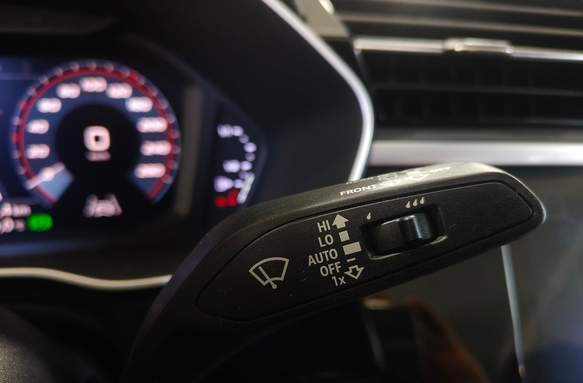 Audi Q3 Advanced 35 TFSI - foto 29