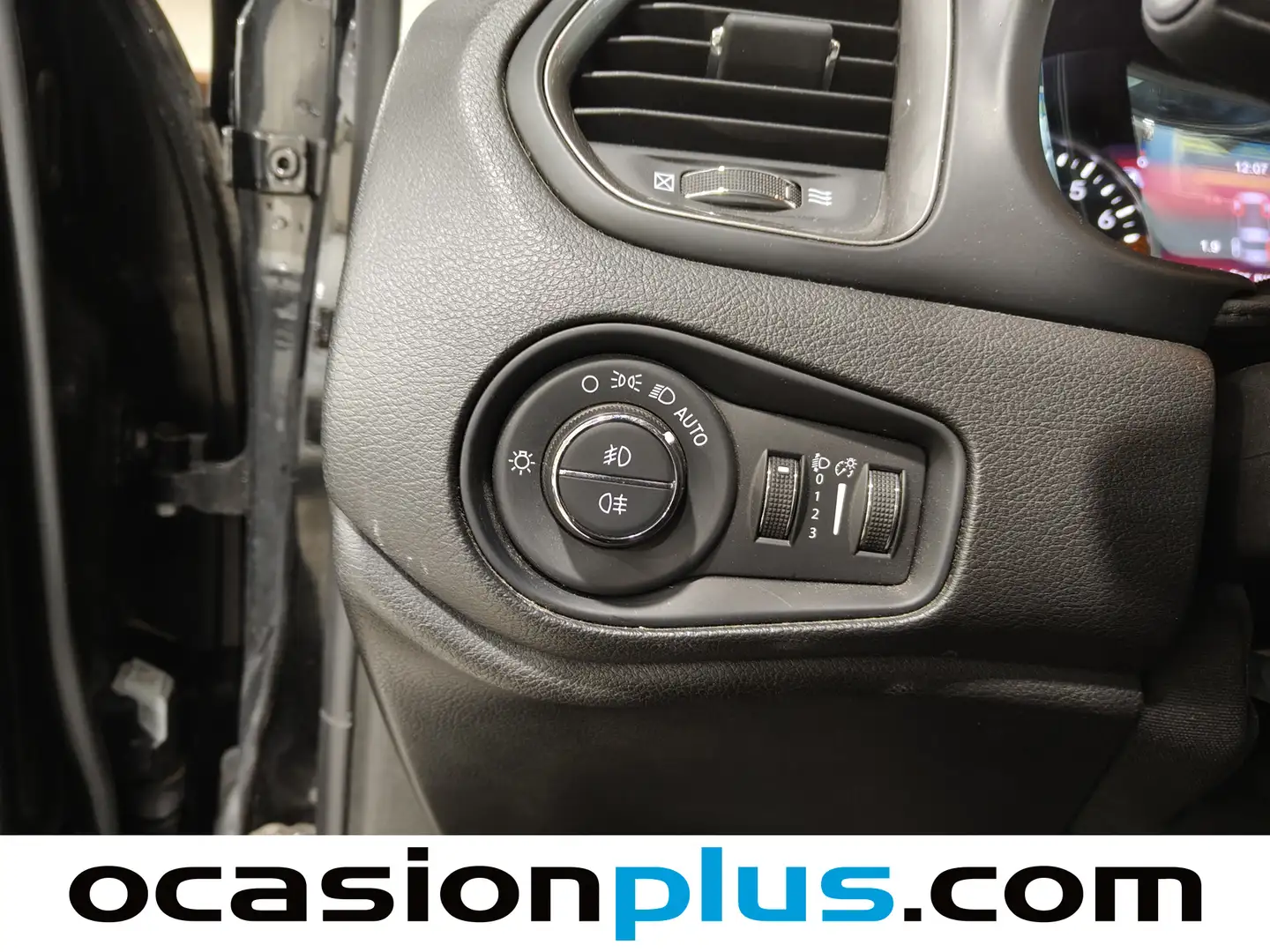 Foto Jeep Renegade Jeep Renegade eHybrid 1.5 Limited ATX (130 CV)