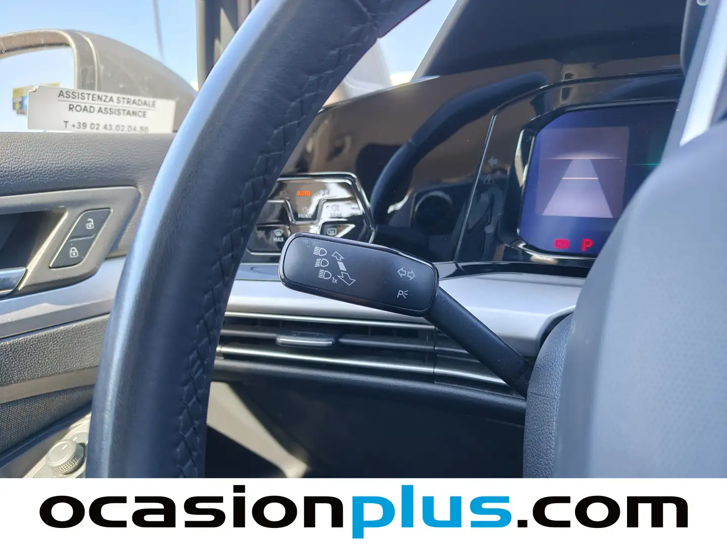 Foto Volkswagen Golf Volkswagen Golf Life 1.0 eTSI  (110 CV) DSG