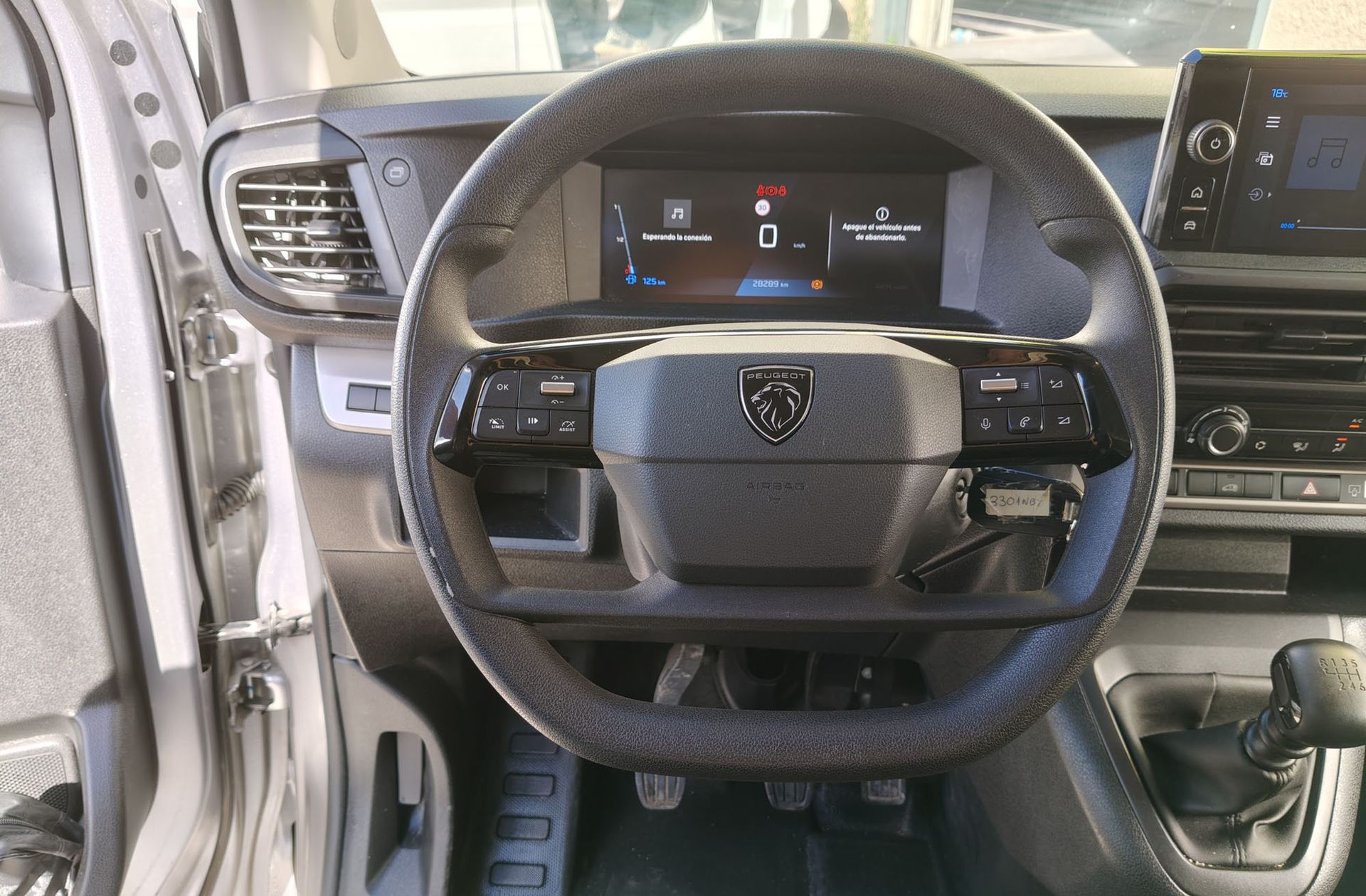 Peugeot Expert Furgon BlueHDi 120 Standard 3 plazas - foto 18
