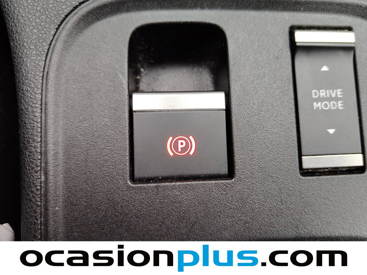 Foto Jeep Avenger Jeep Avenger 1.2 G Summit (100 CV)