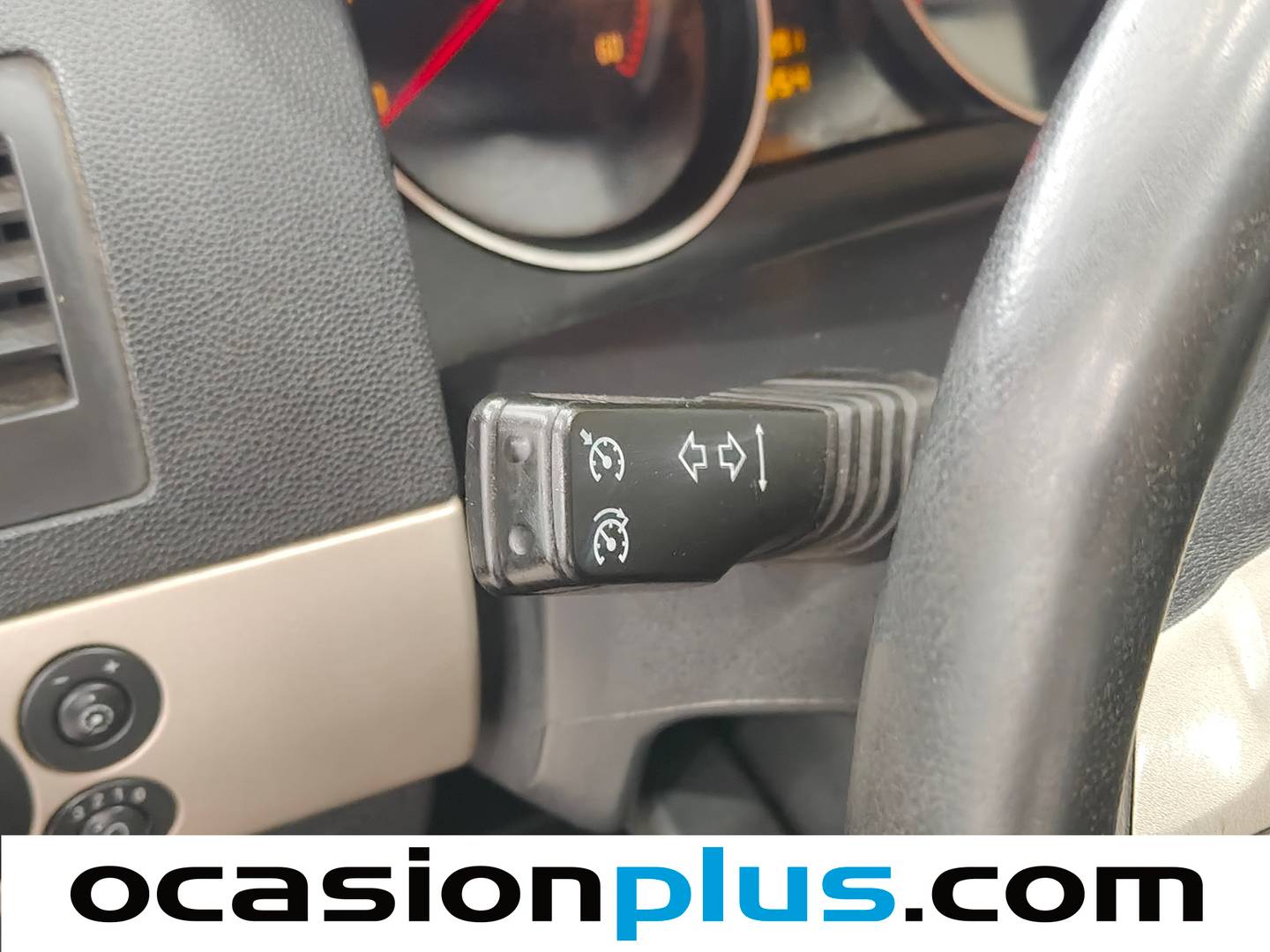 Equipamiento del Opel Astra Opel Astra 1.7 CDTI Enjoy (100 CV)
