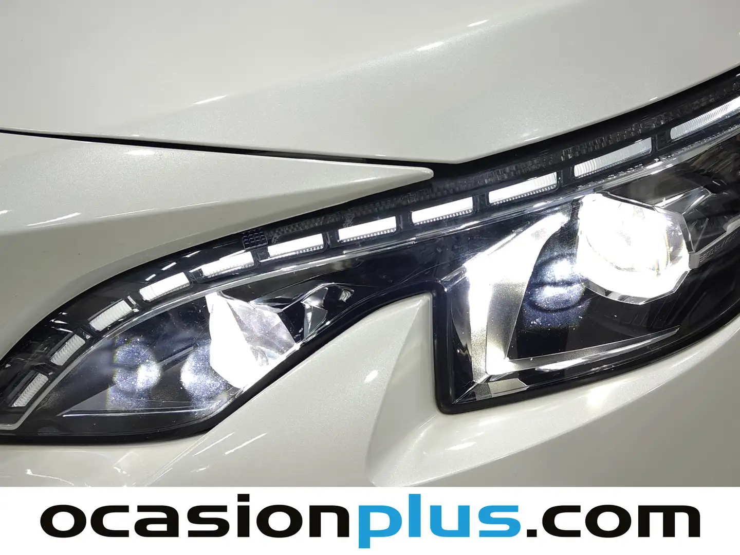 Foto Peugeot 3008 Peugeot 3008 THP 165 GT Line S&S Auto  (165 CV)