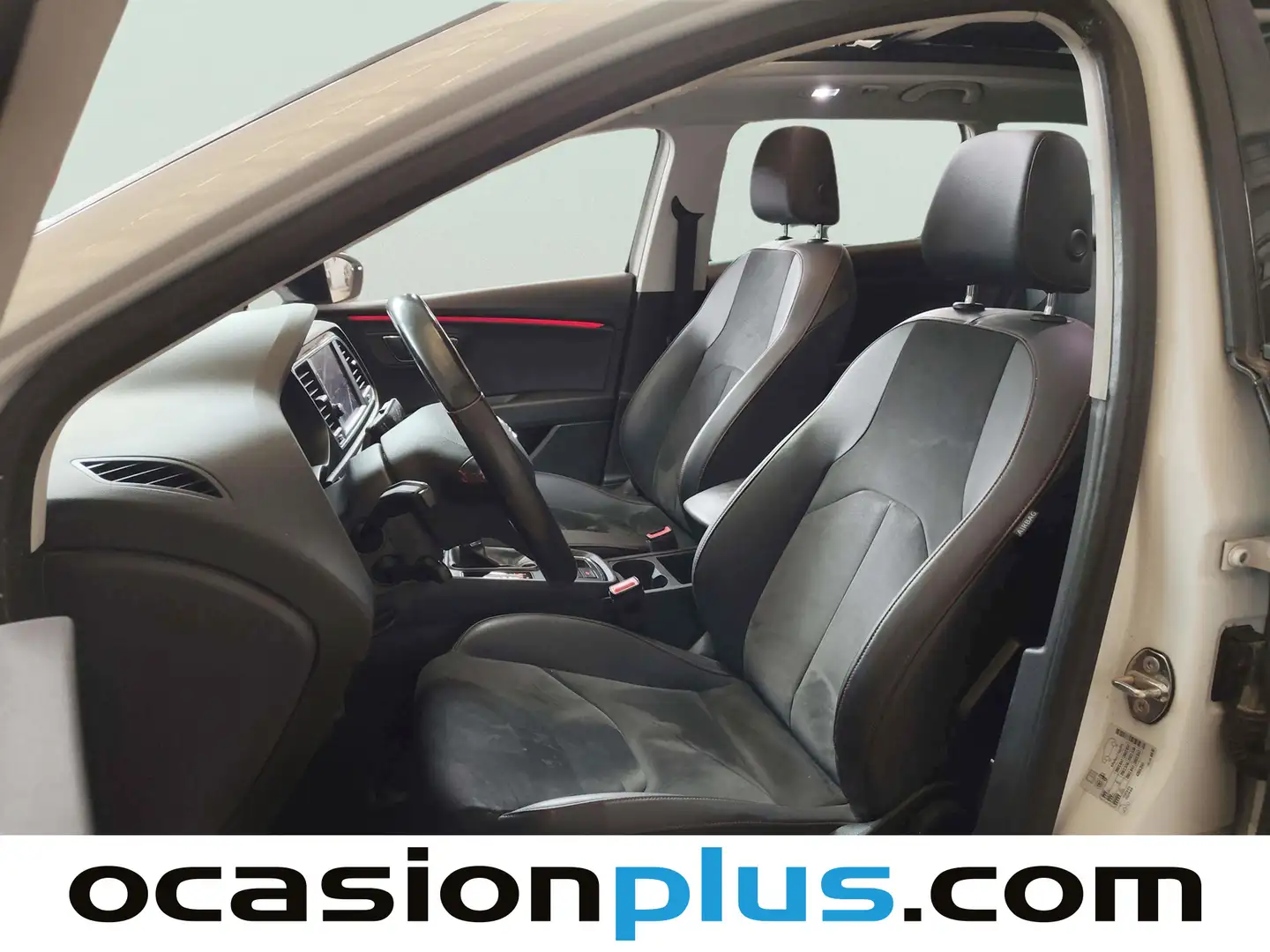 Foto Seat León SEAT León ST ST 2.0 TDI S&S FR Advanced DSG (184 CV)