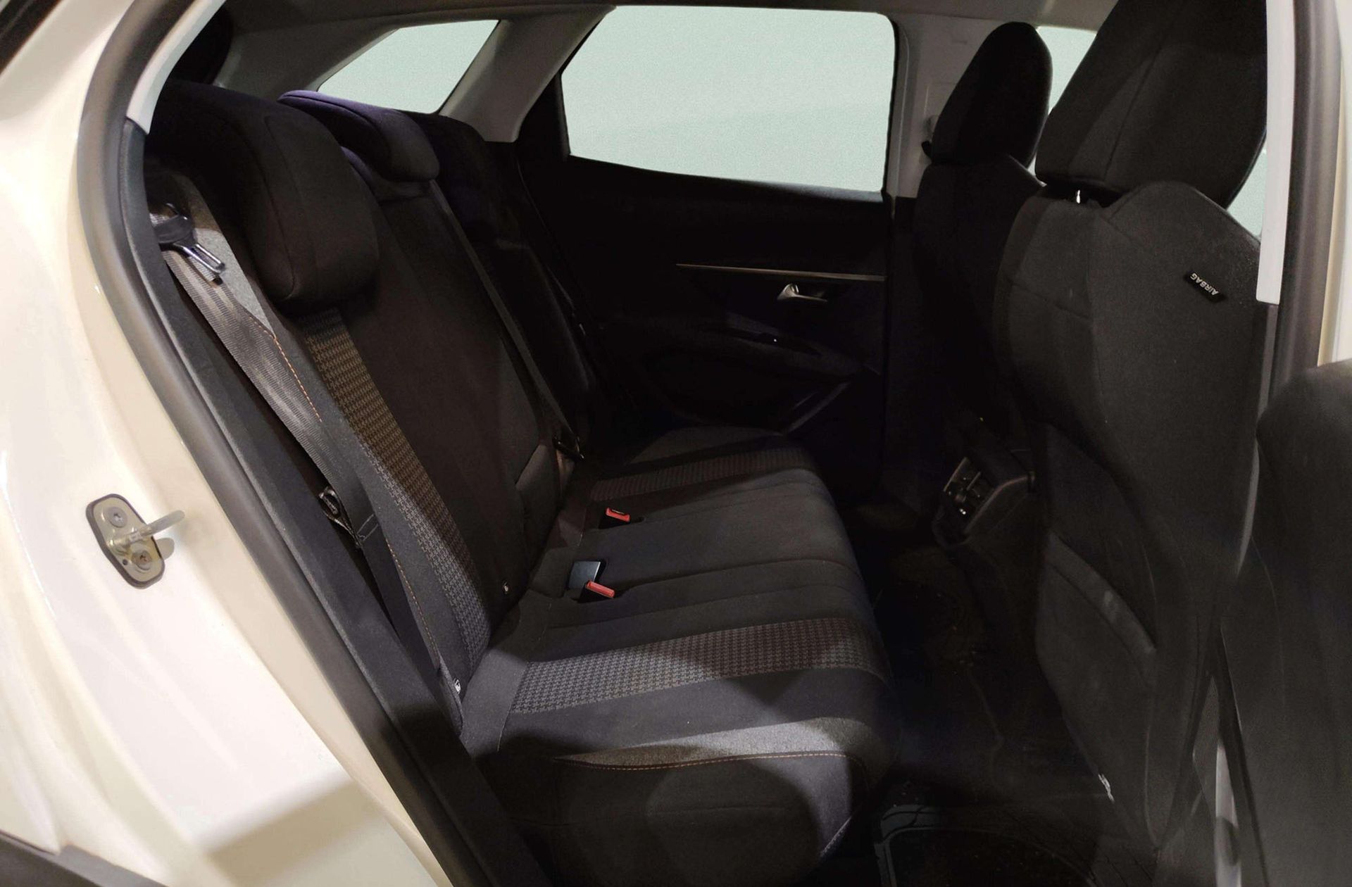 Peugeot 3008 PureTech 130 Active - foto 15