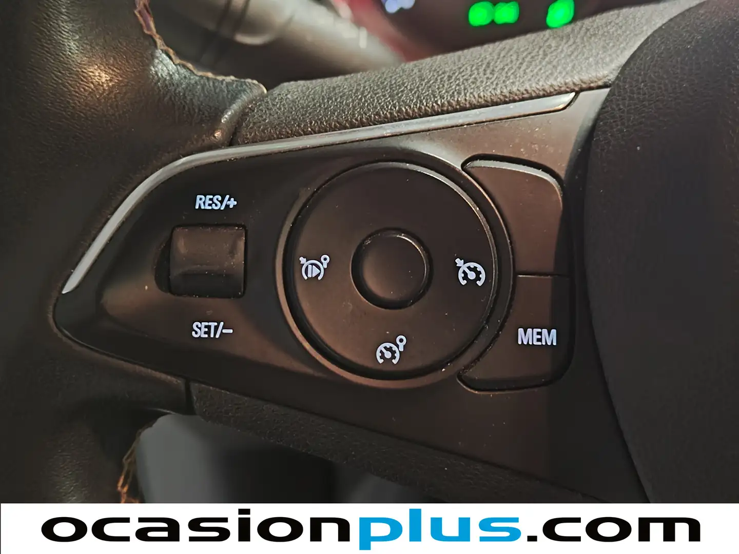 Foto Opel Crossland X Opel Crossland X 1.5 D Innovation (102 CV)