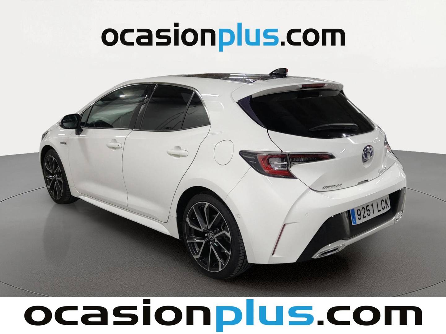 Foto trasera Toyota Corolla Toyota Corolla 180H Advance E-CVT (180 CV) izquierda
