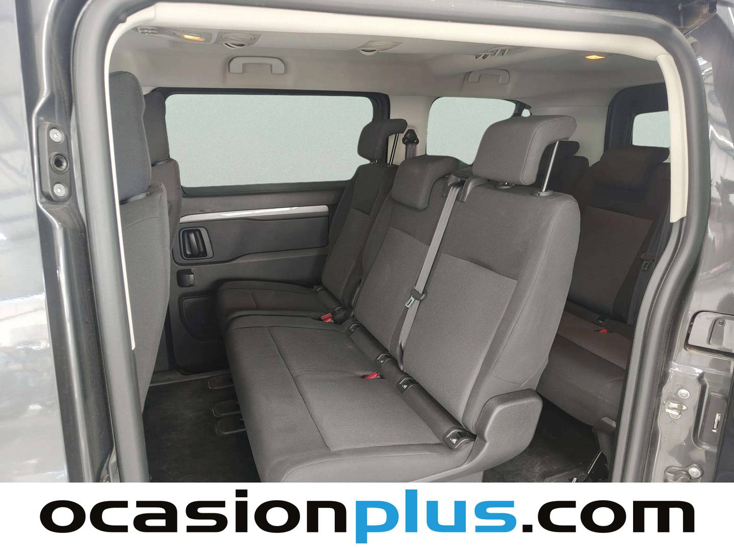 Foto asientos traseros Peugeot Traveller Peugeot Traveller BlueHDi 180 Business Standard EAT8 (180 CV) 8 Plazas