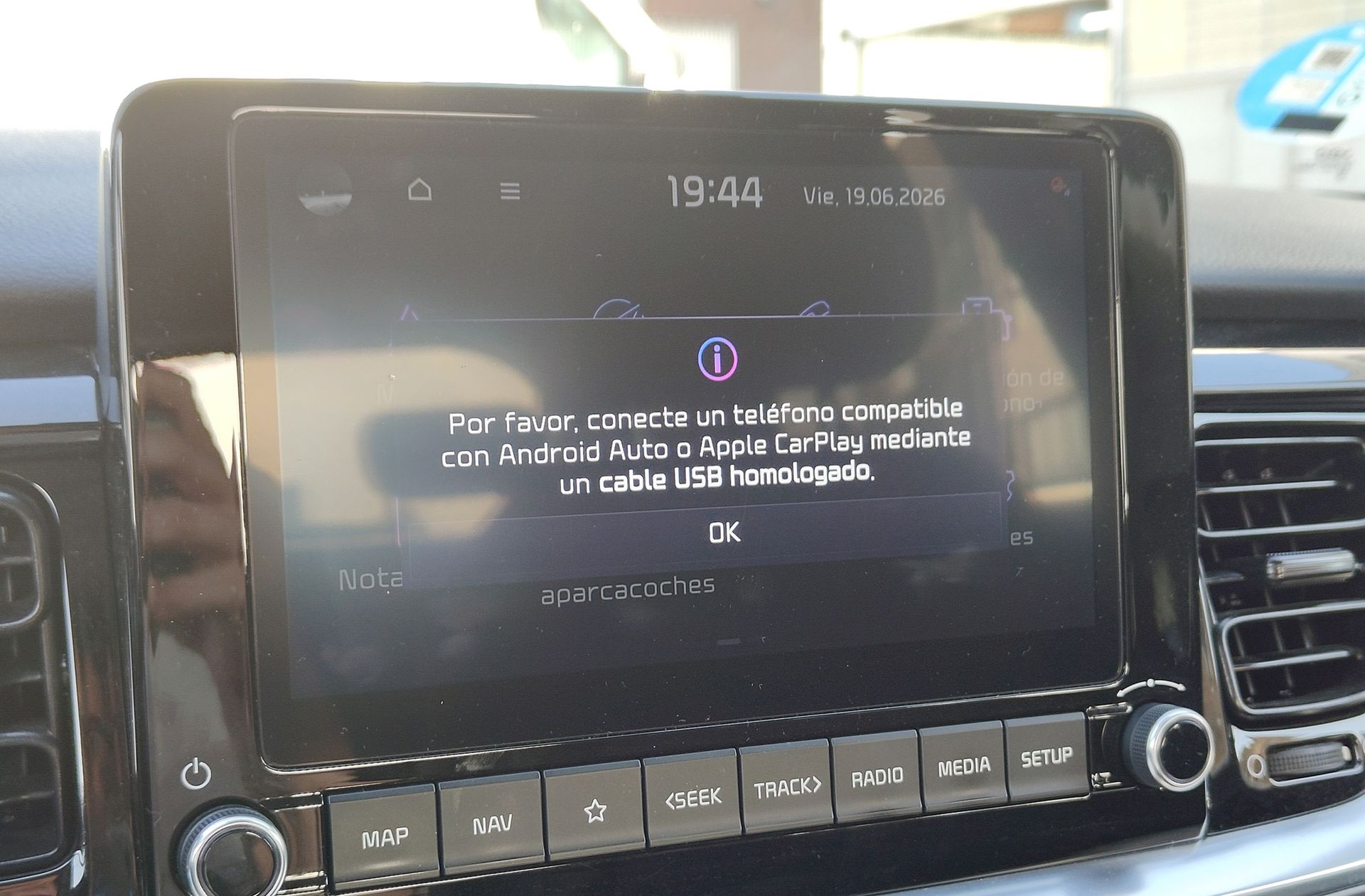 Kia Stonic 1.0 T-GDi MHEV Drive iMT - foto 8