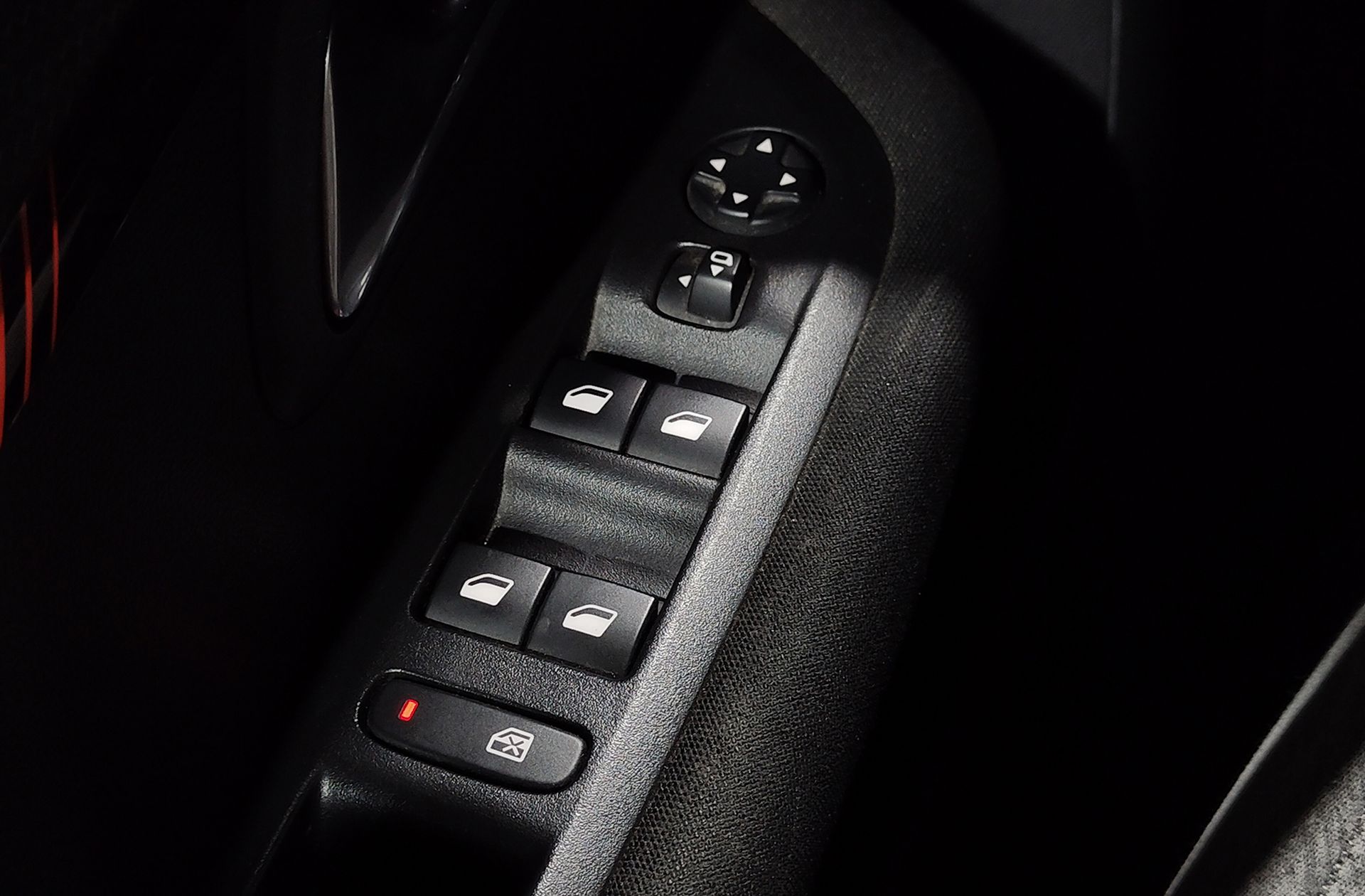 Peugeot 208 PureTech 100 Active Pack - foto 27