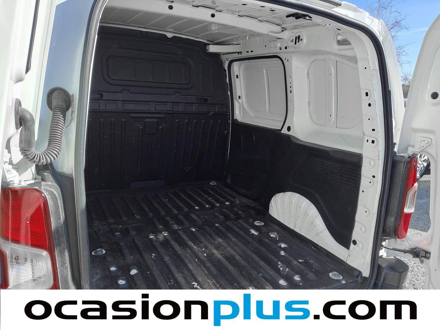 Foto Peugeot Partner Peugeot Partner BlueHDi 100 S&S Premium Standard 600kg (98 CV)