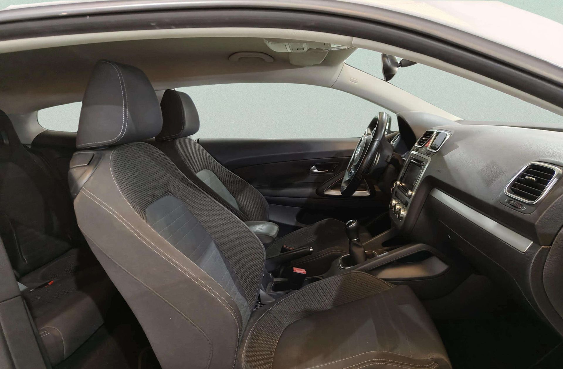 Volkswagen Scirocco by R-Line 1.4 TSI - foto 14