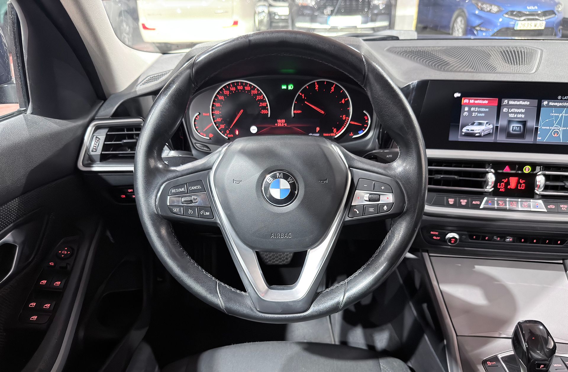 BMW Serie 3 318d - foto 21