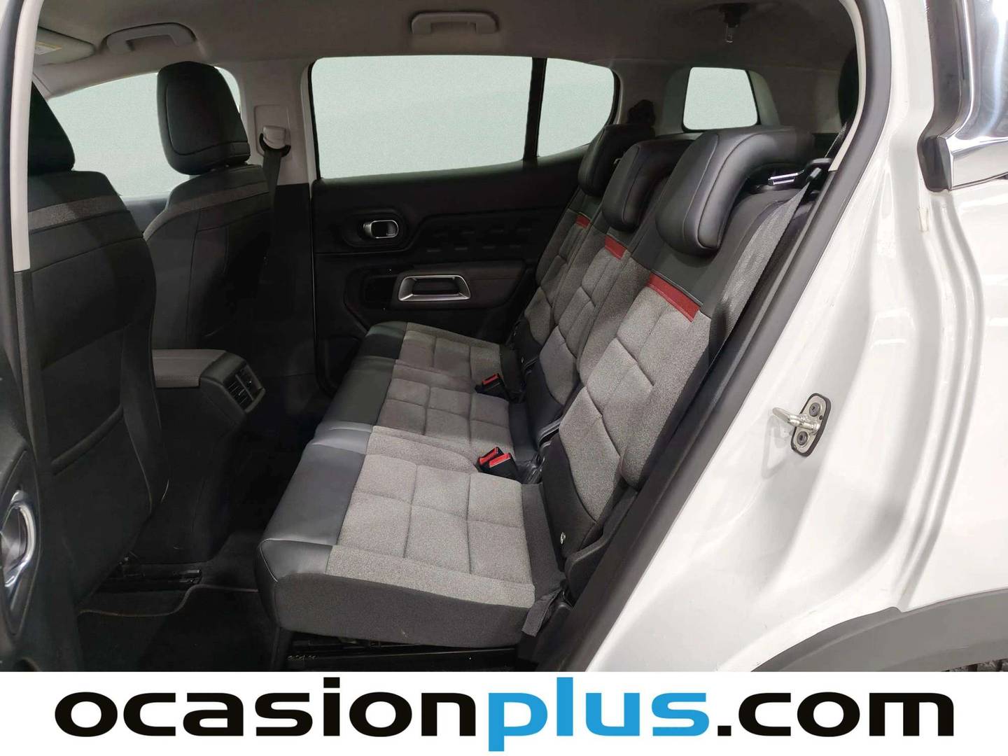 Foto Citroën C5 Aircross Citroen C5 Aircross PureTech 130 S&S C Series EAT8 (131 CV)