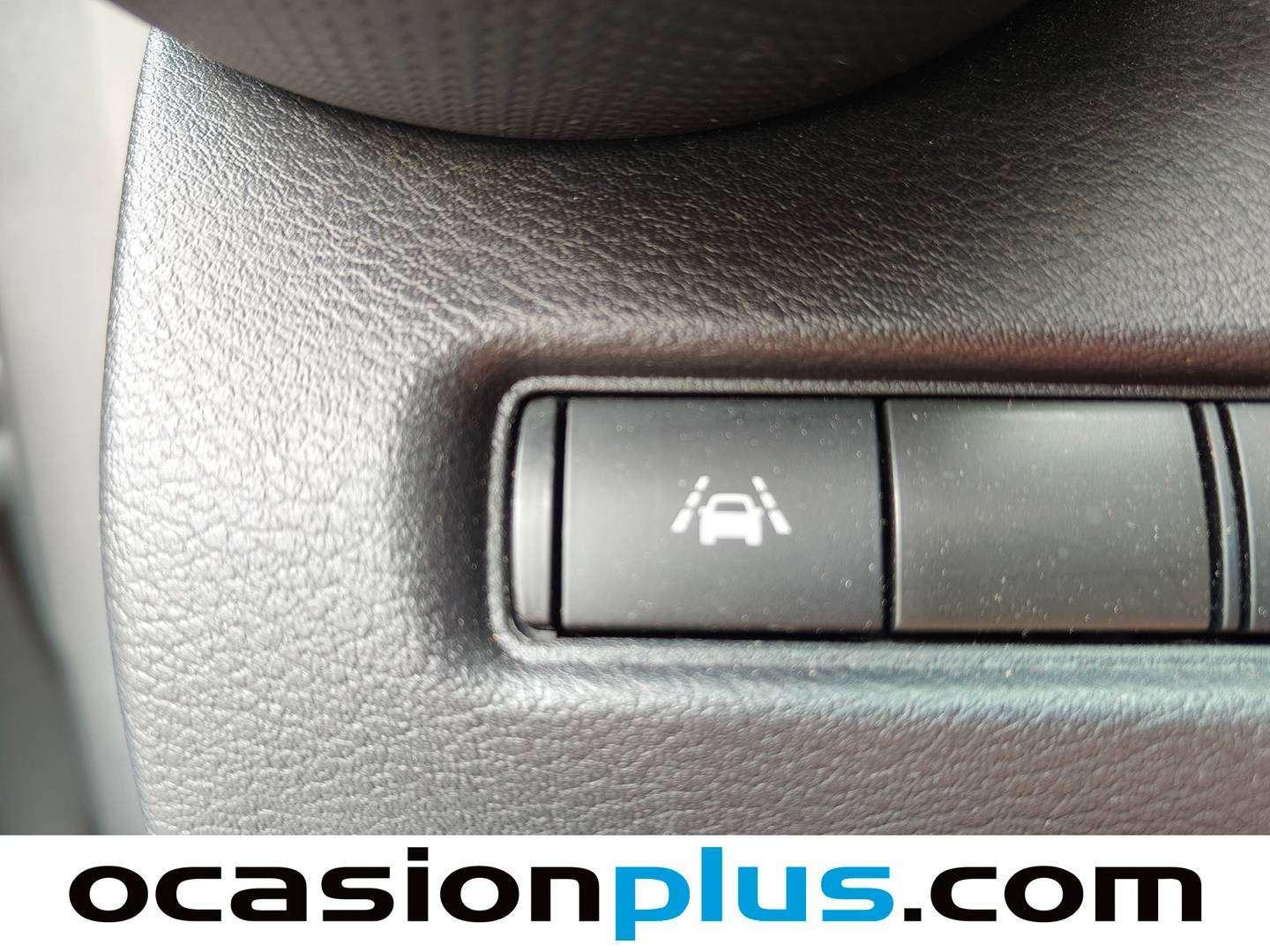 Equipamiento del Nissan JUKE Nissan Juke 1.0 DIG-T Acenta 4x2 DCT (114 CV)