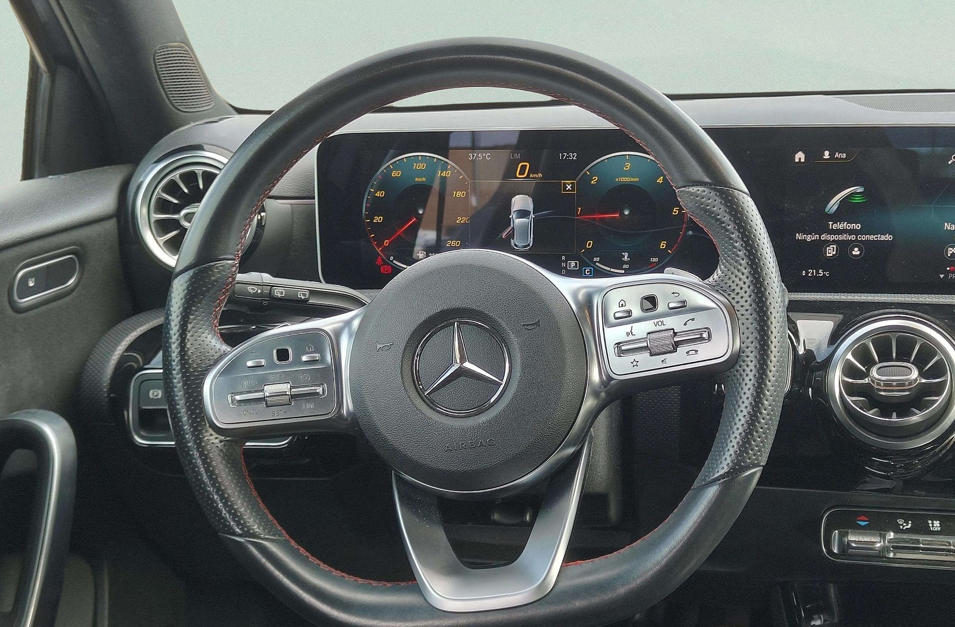 Mercedes-Benz Clase A 180 d Pack AMG - foto 24