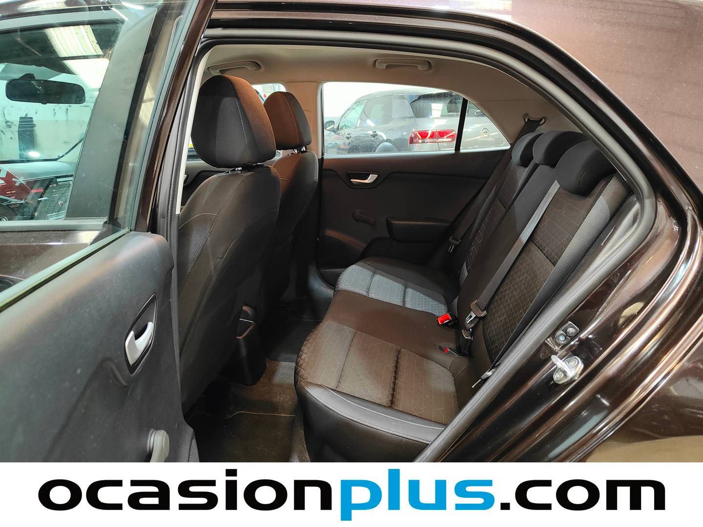 Foto asientos traseros KIA Rio KIA Rio 1.2 CVVT Concept (84 CV)