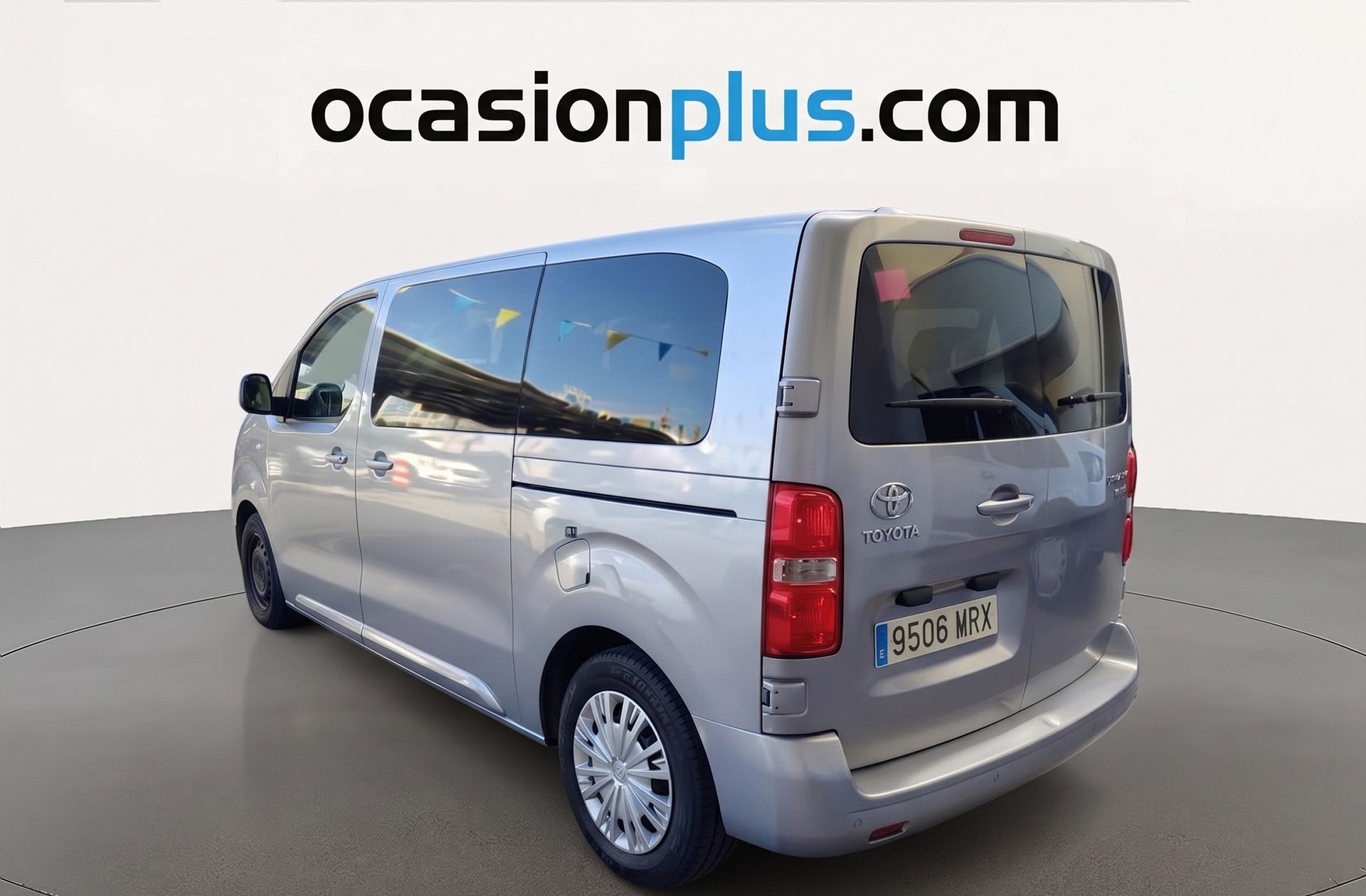 Toyota Proace Verso 2.0D VX Plus Shuttle L1 9 plazas - foto 3