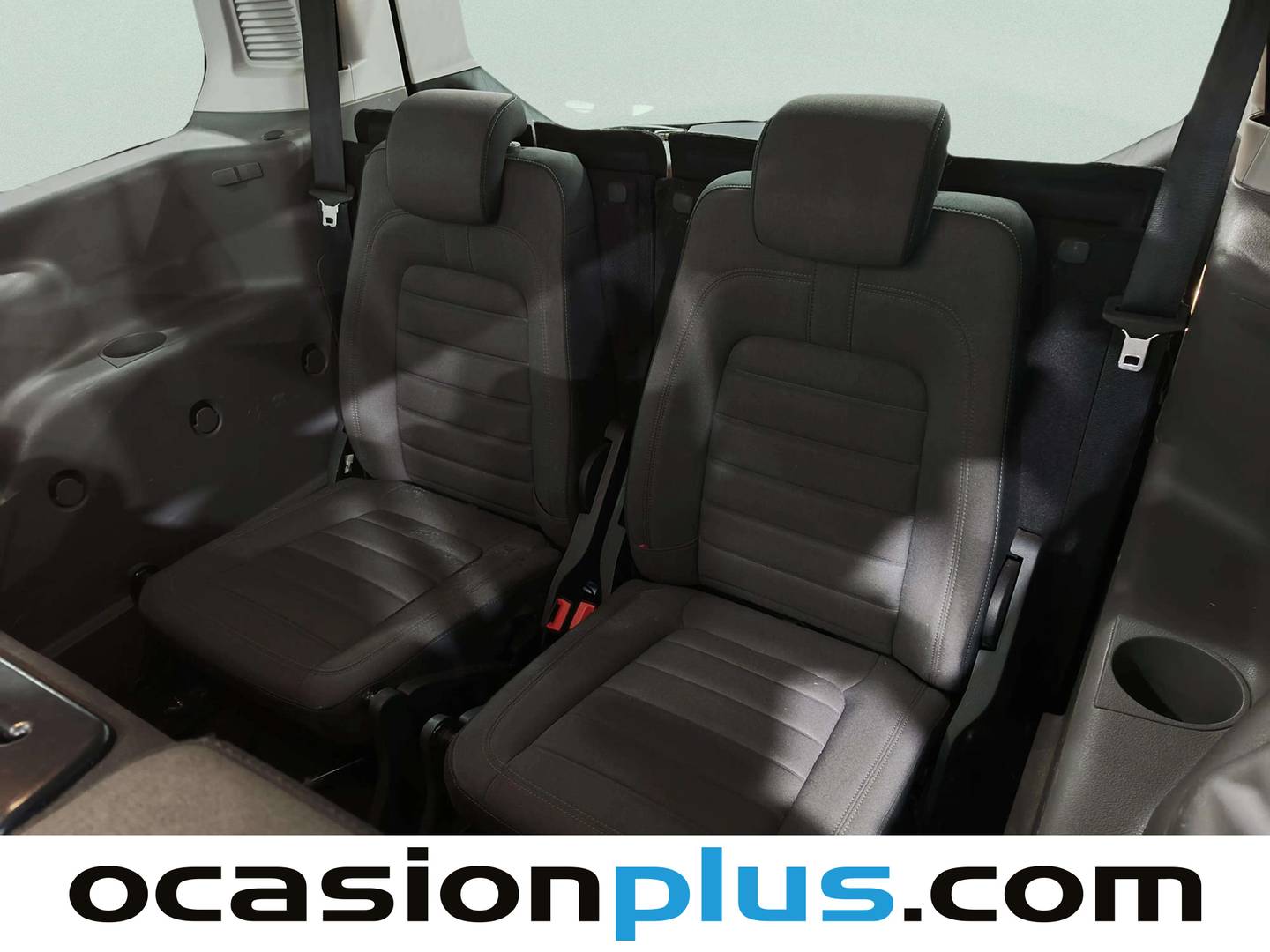 Foto Ford Grand Tourneo Connect Ford Grand Tourneo Connect 1.5 TDCi Titanium PowerShift  (120 CV)