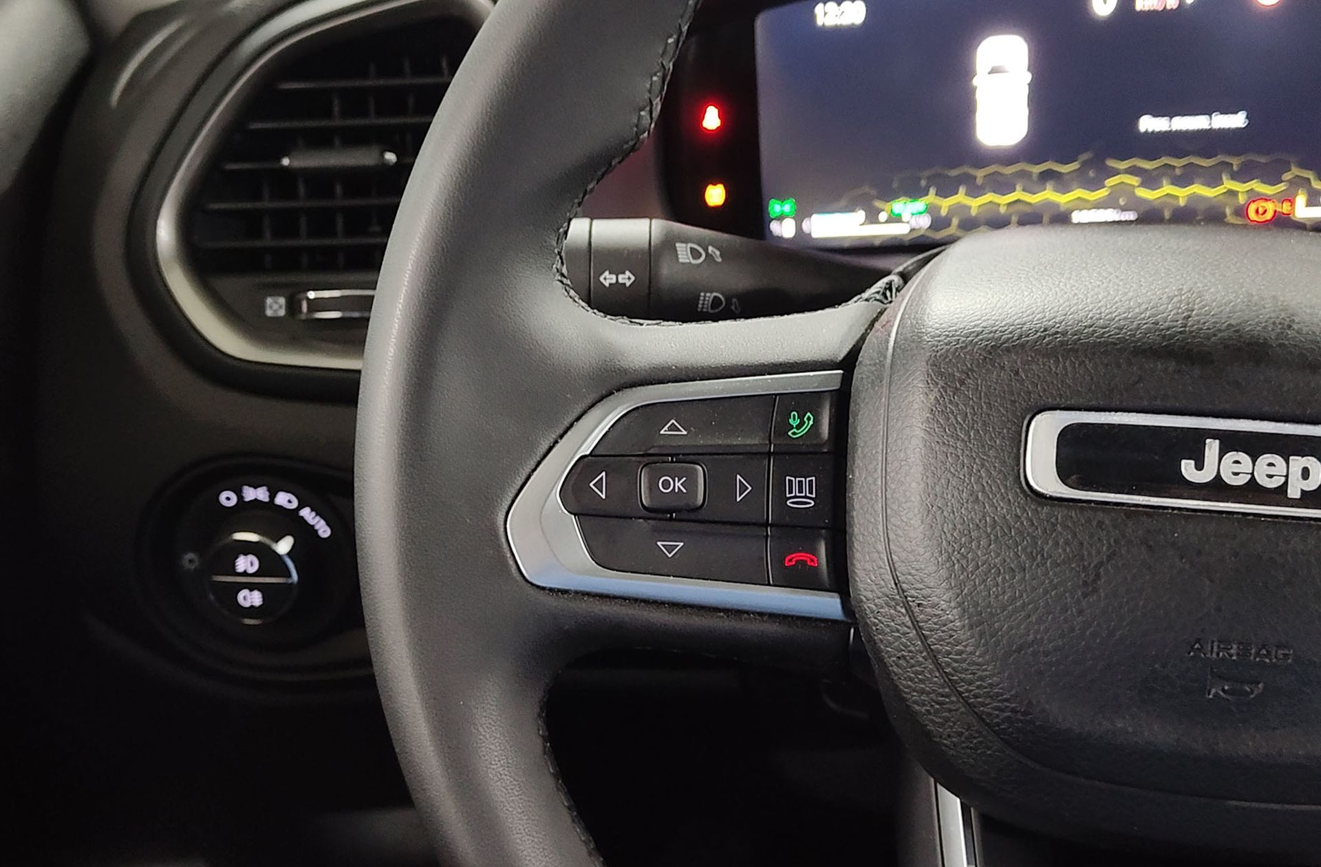 Jeep Renegade eHybrid 1.5 Altitude DCT - foto 24