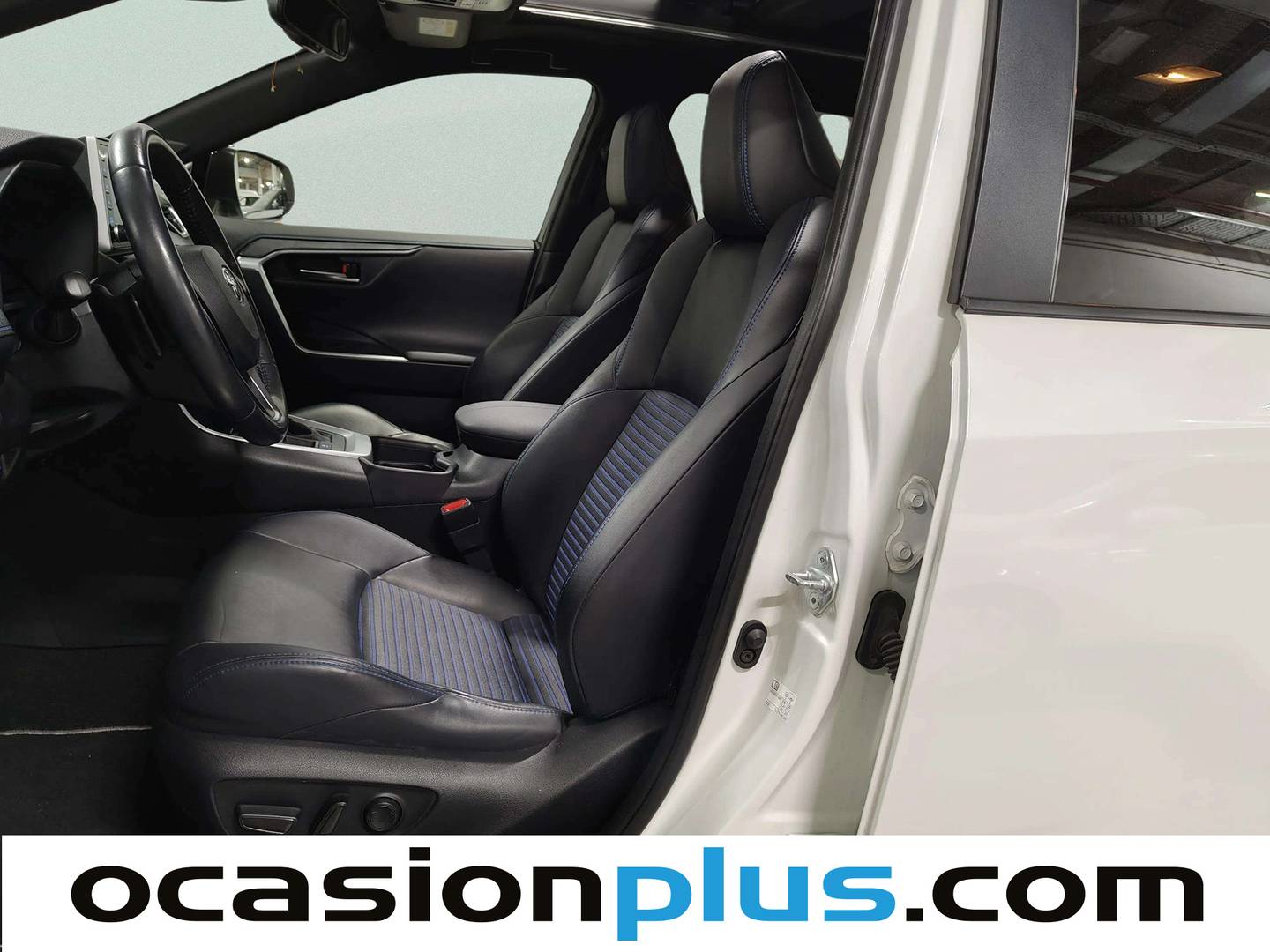 Foto asientos delanteros Toyota Rav4 Toyota Rav4 2.5l hybrid Feel! (218 CV)