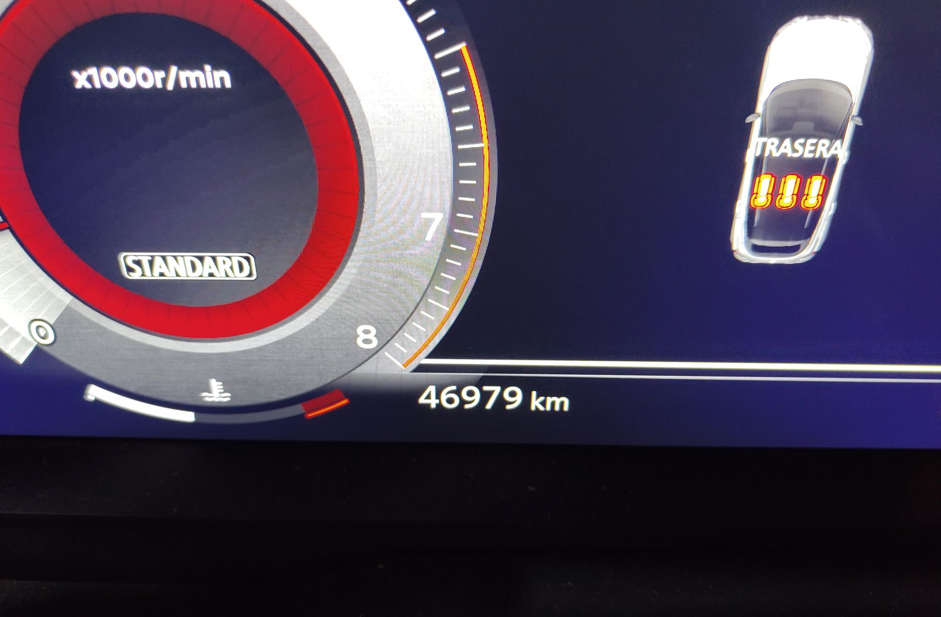 Nissan Qashqai DIG-T 140 mHEV N-Connecta 4x2 - foto 10