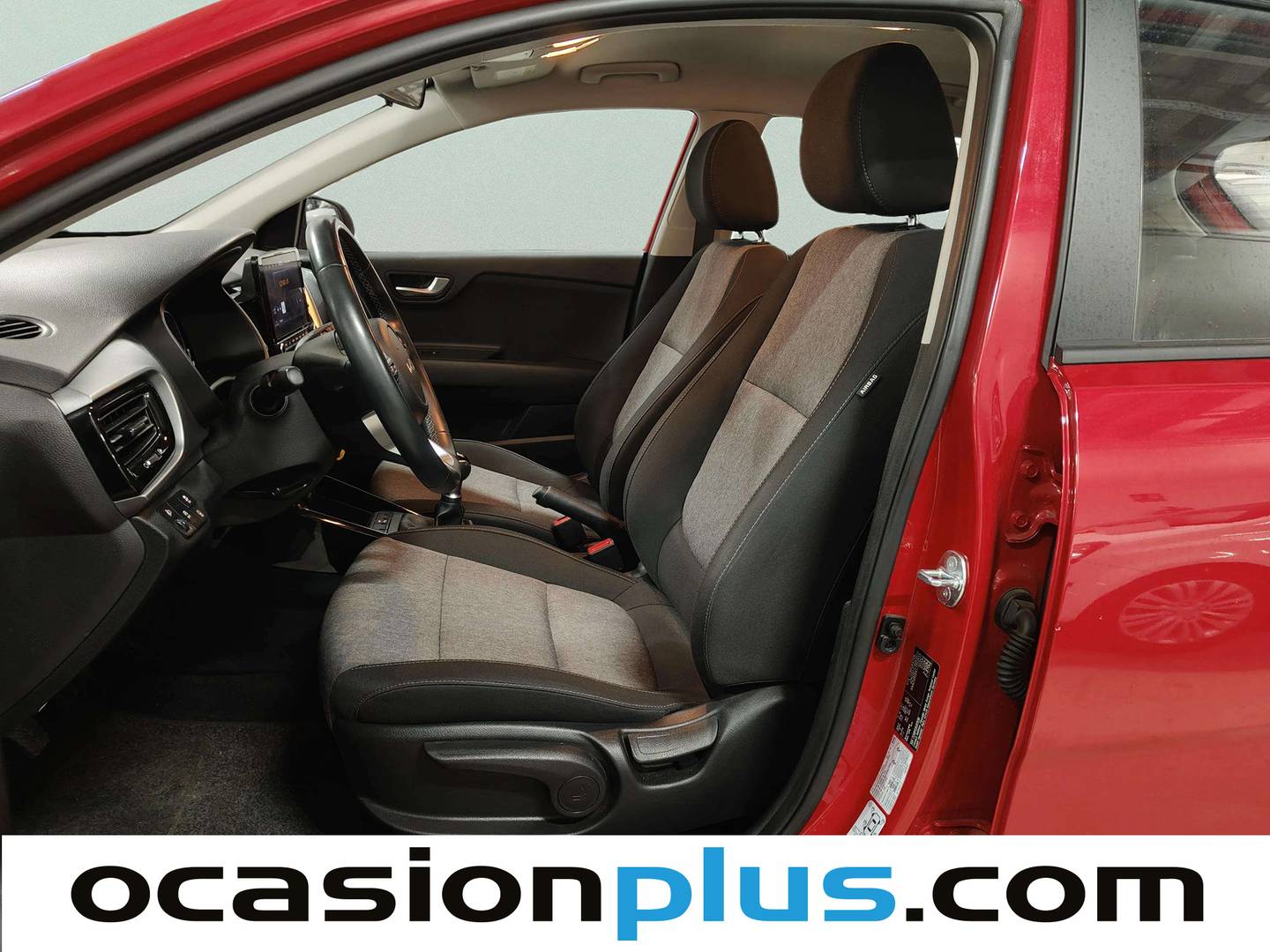 Foto asientos delanteros KIA Stonic KIA Stonic 1.2 DPi Drive (79 CV)