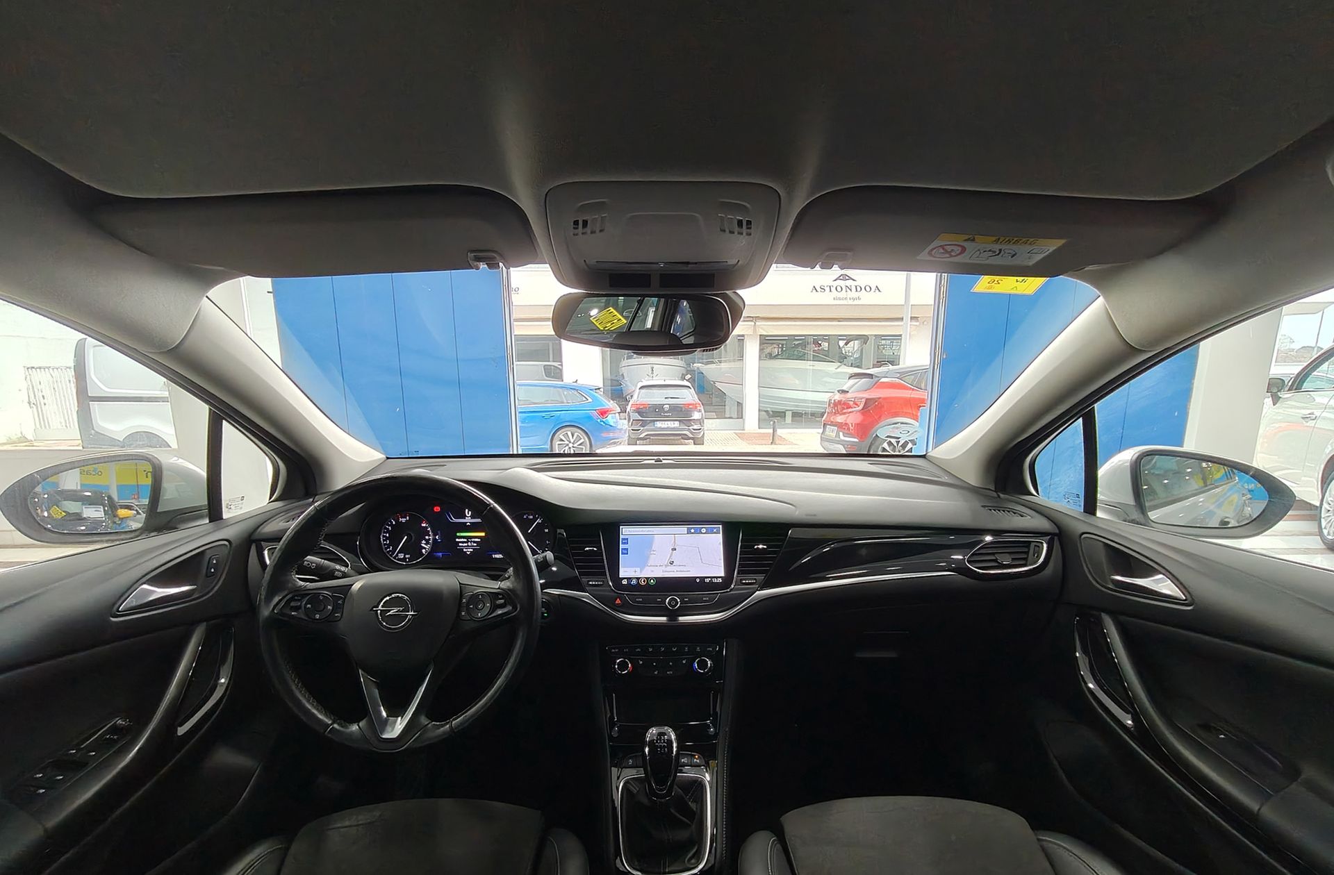 Opel Astra Sports Tourer 1.2 Turbo SHR Elegance - foto 6