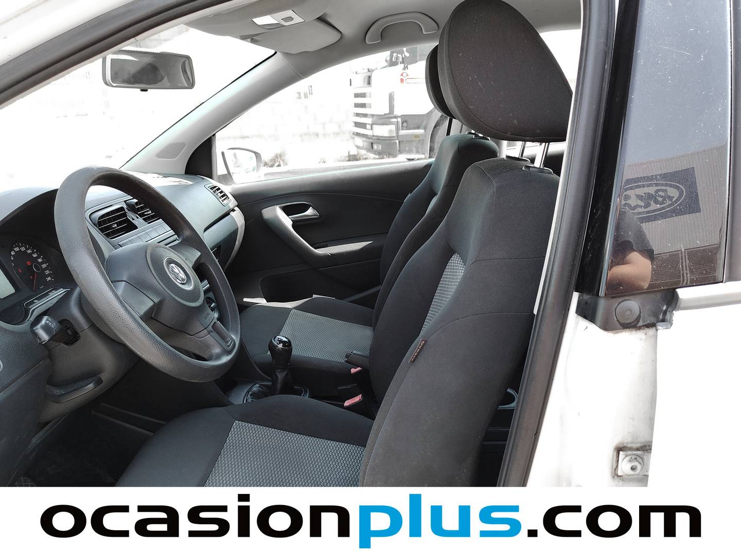 Foto asientos delanteros Volkswagen Polo Volkswagen Polo Advance 1.2 (60 CV)