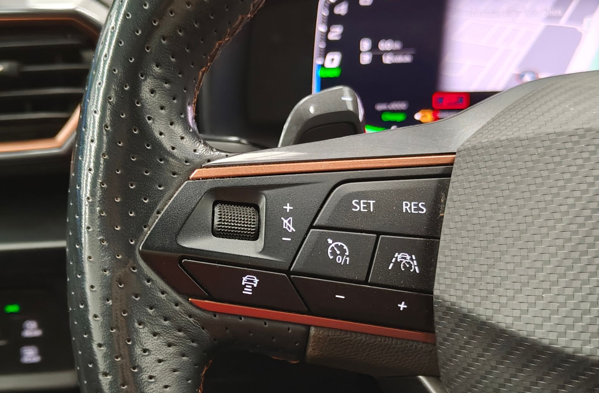 Cupra Formentor 1.4 e-Hybrid DSG - foto 31