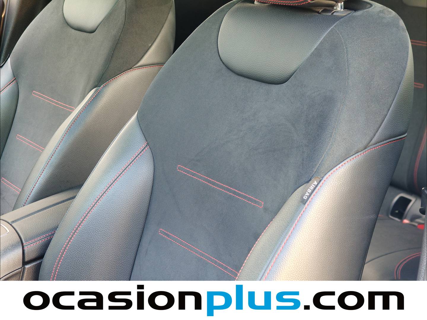 Extras y acabados del Mercedes GLA Mercedes GLA 180 (136 CV) Pack AMG