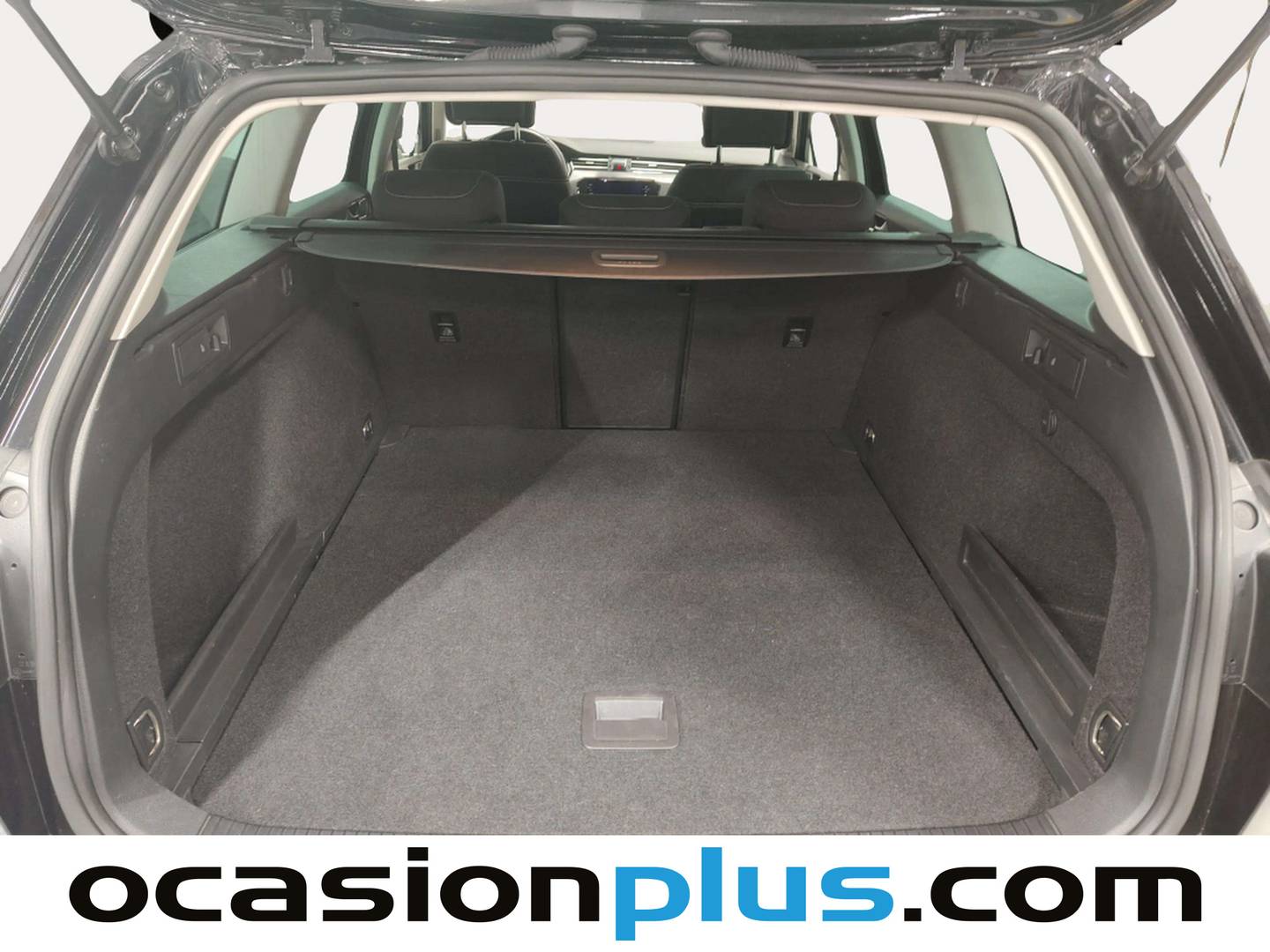 Fotos maletero Volkswagen Passat Volkswagen Passat Variant Executive 2.0 TDI (150 CV) DSG