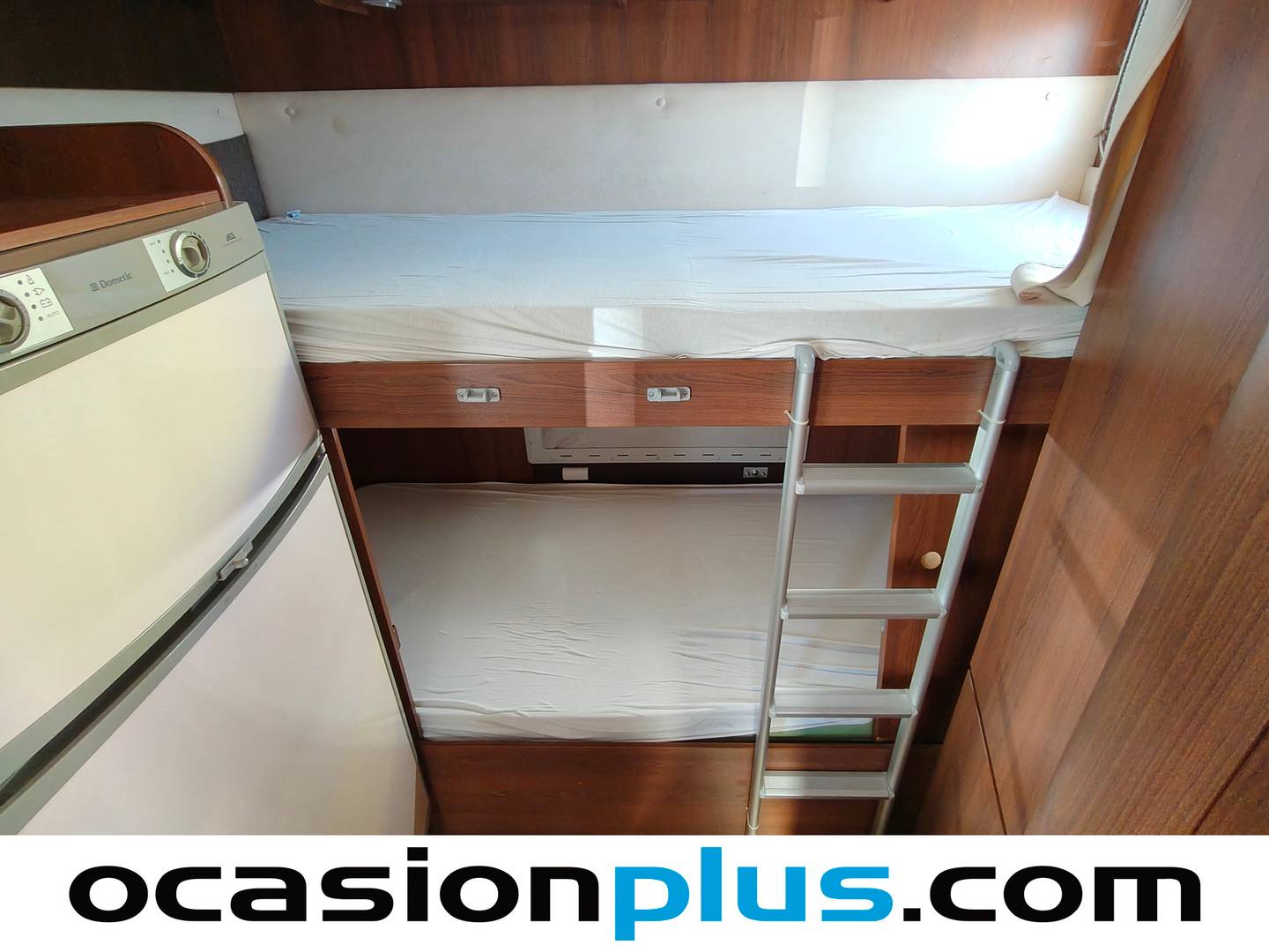 Equipamiento del McLouis Menfys700 McLouis Menfys700 2.3D (130 CV) 4 Plazas