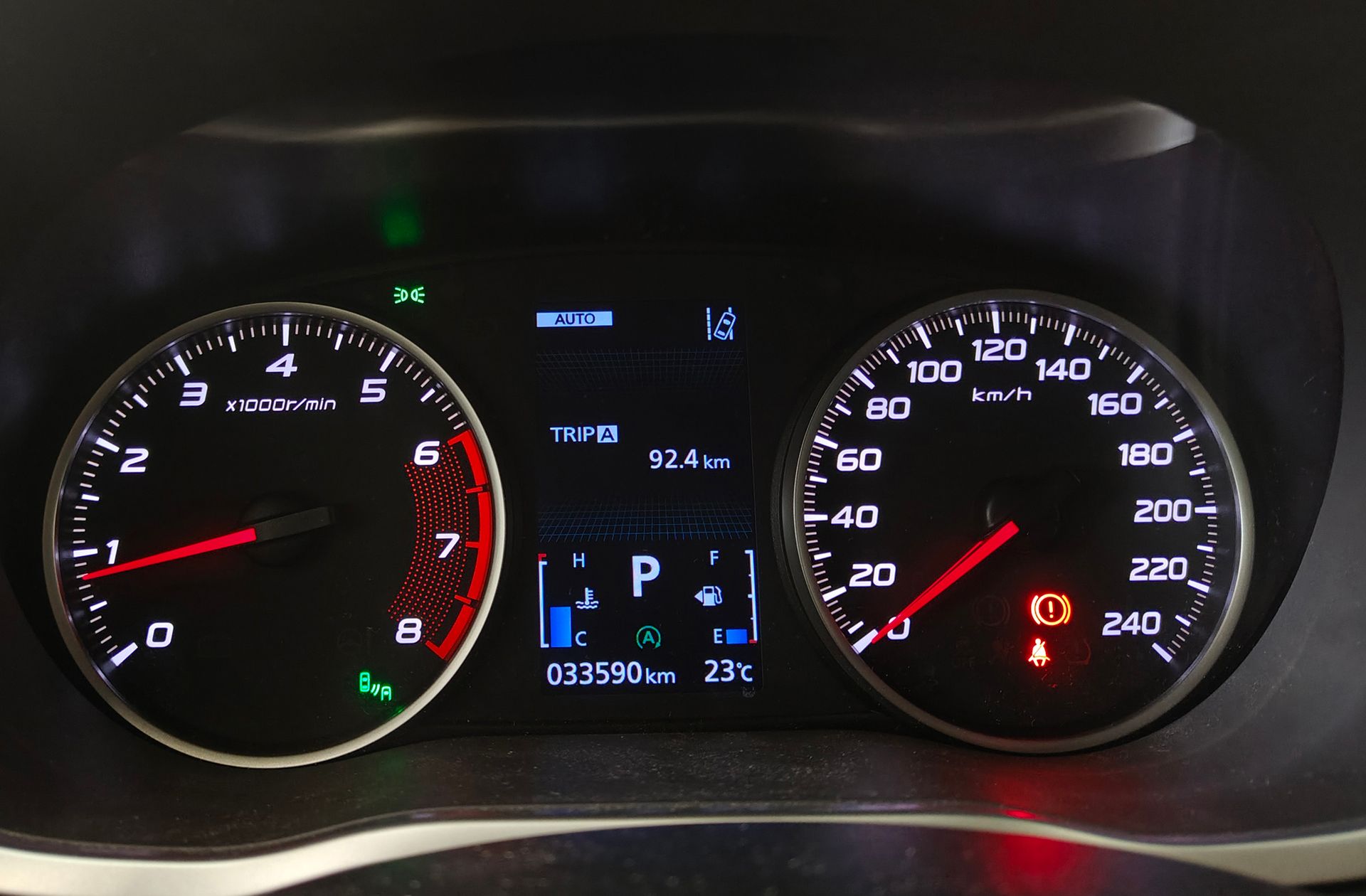 Mitsubishi Eclipse Cross 150T Kaiteki 4WD CVT - foto 21