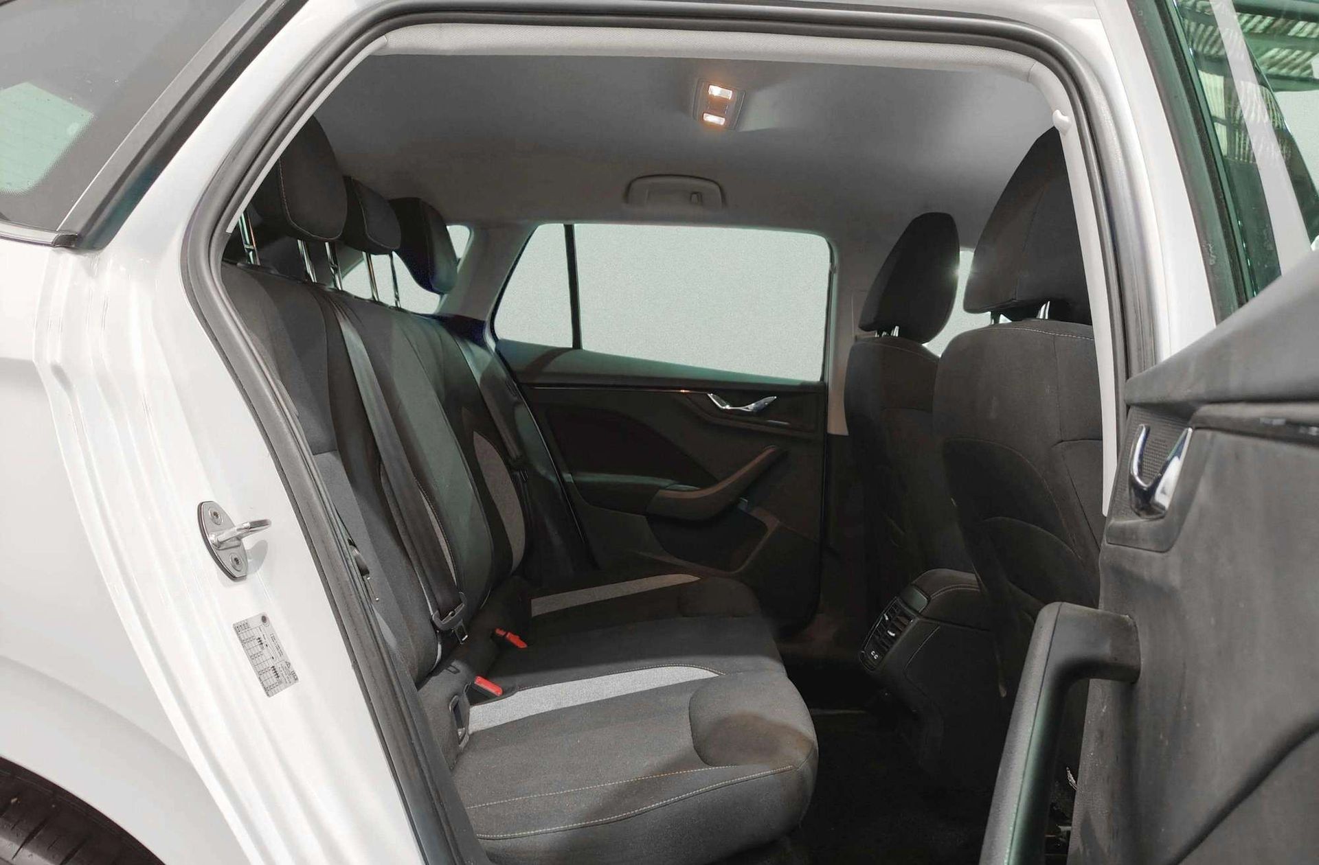 Škoda Scala 1.0 TSI Selection - foto 18